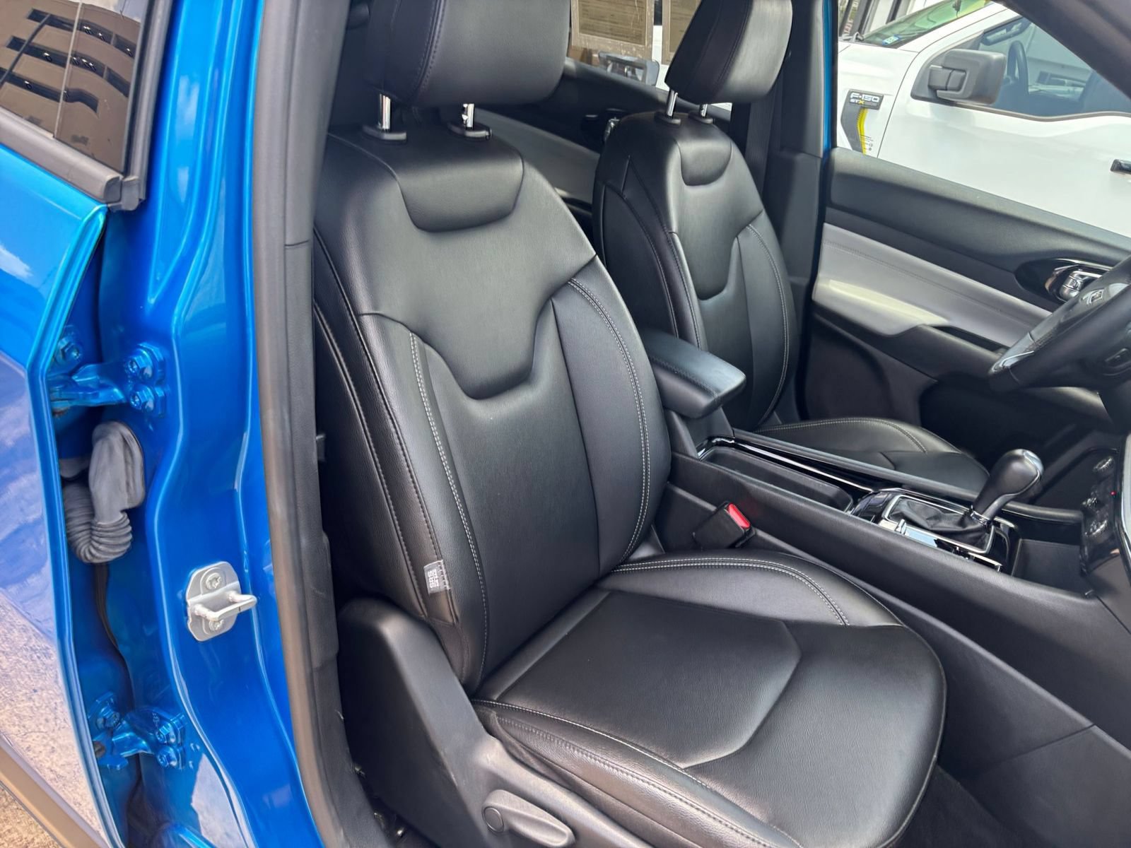 Thumbnail: 2025 Jeep Compass - 32
