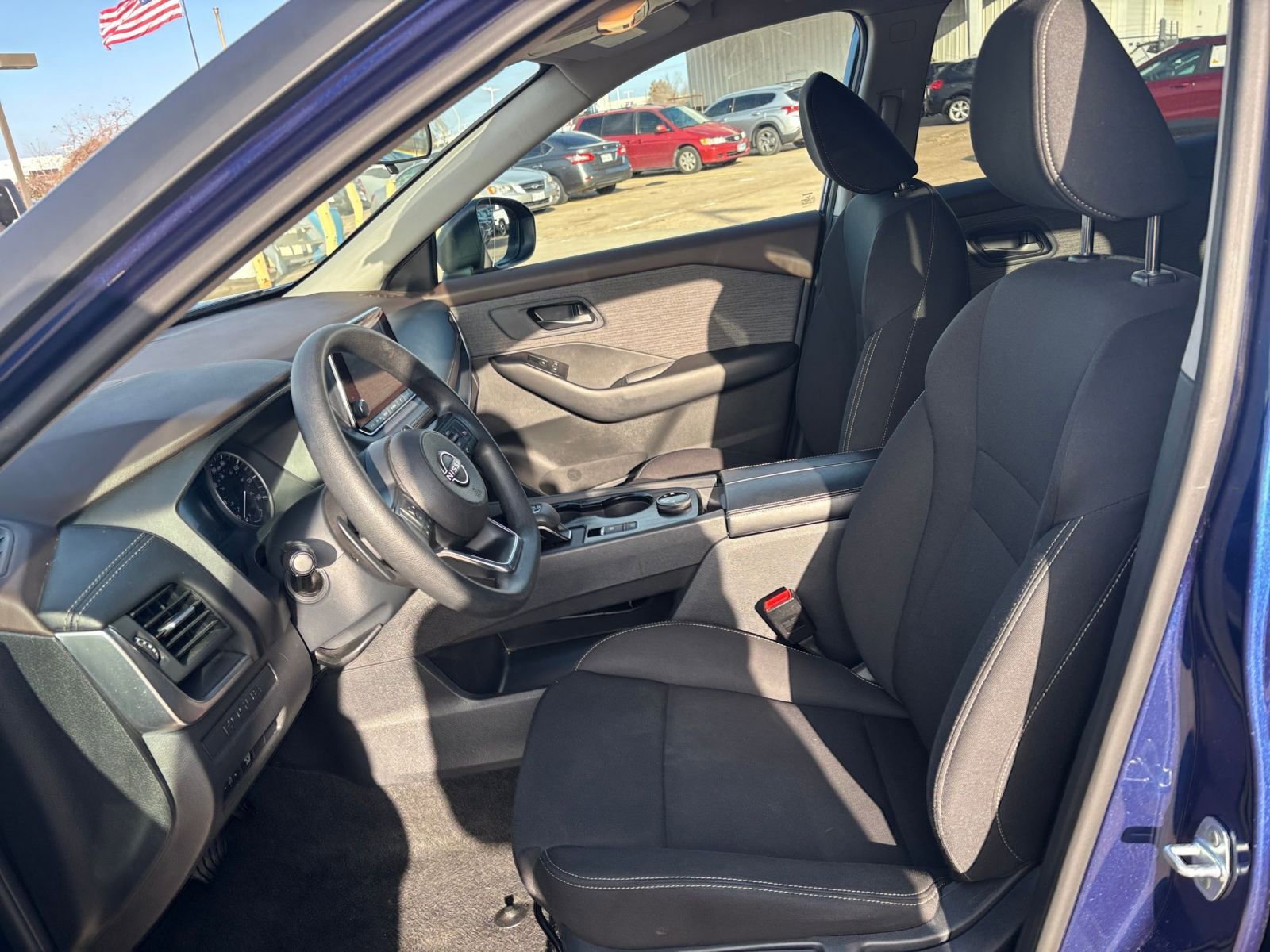 Thumbnail: 2023 Nissan Rogue - 25