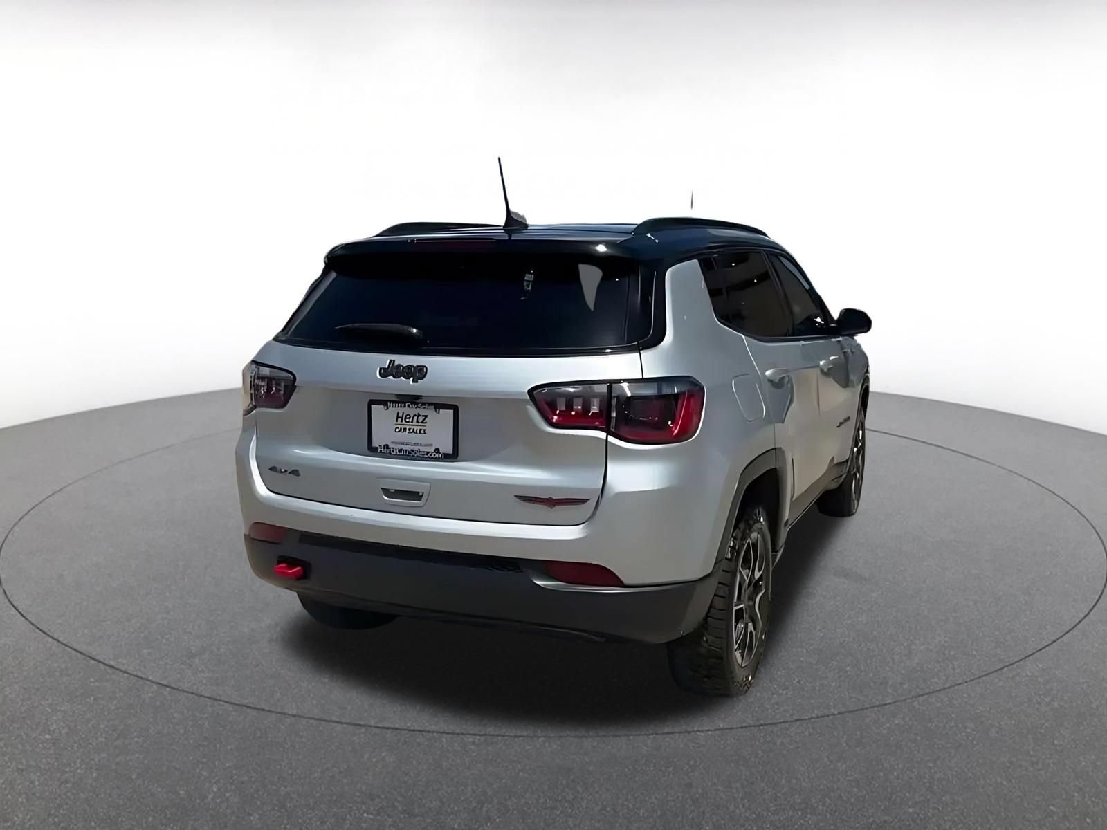 Thumbnail: 2025 Jeep Compass - 14