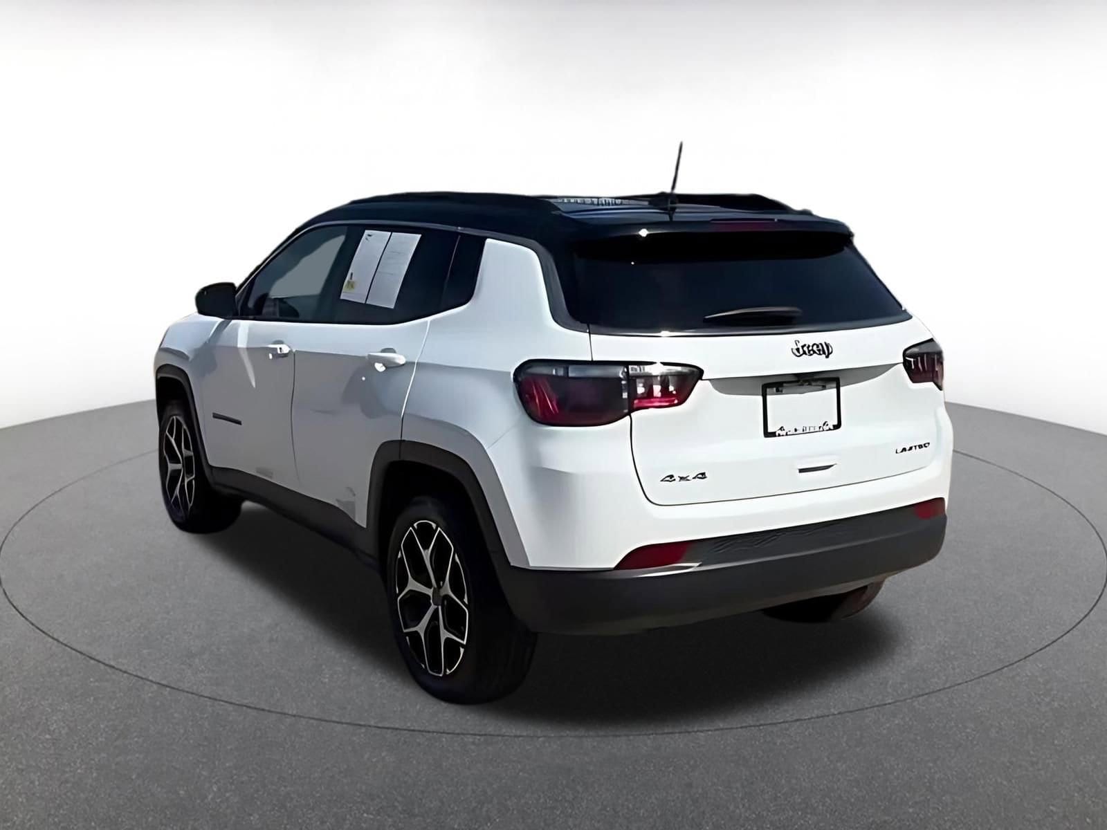 Thumbnail: 2025 Jeep Compass - 12