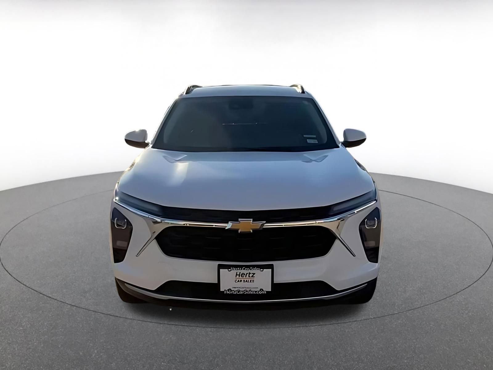 Thumbnail: 2025 Chevrolet Trax - 4