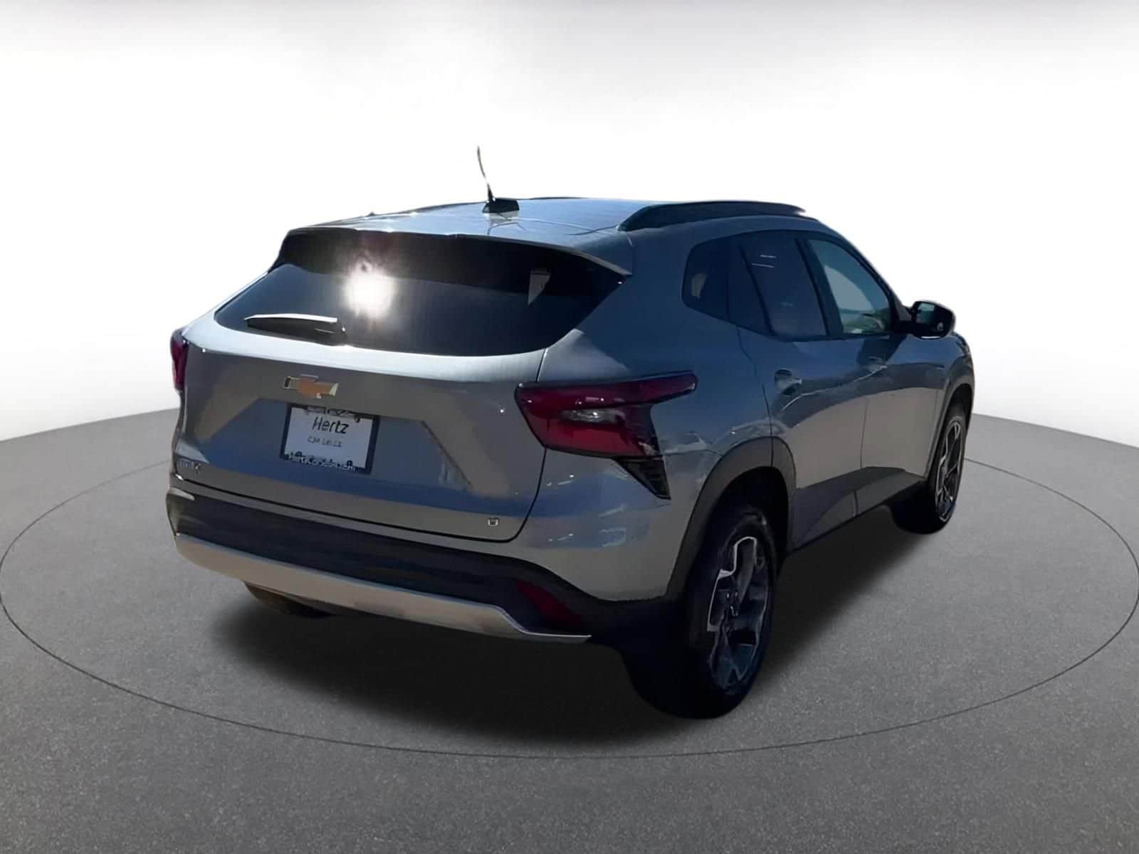 Thumbnail: 2025 Chevrolet Trax - 14