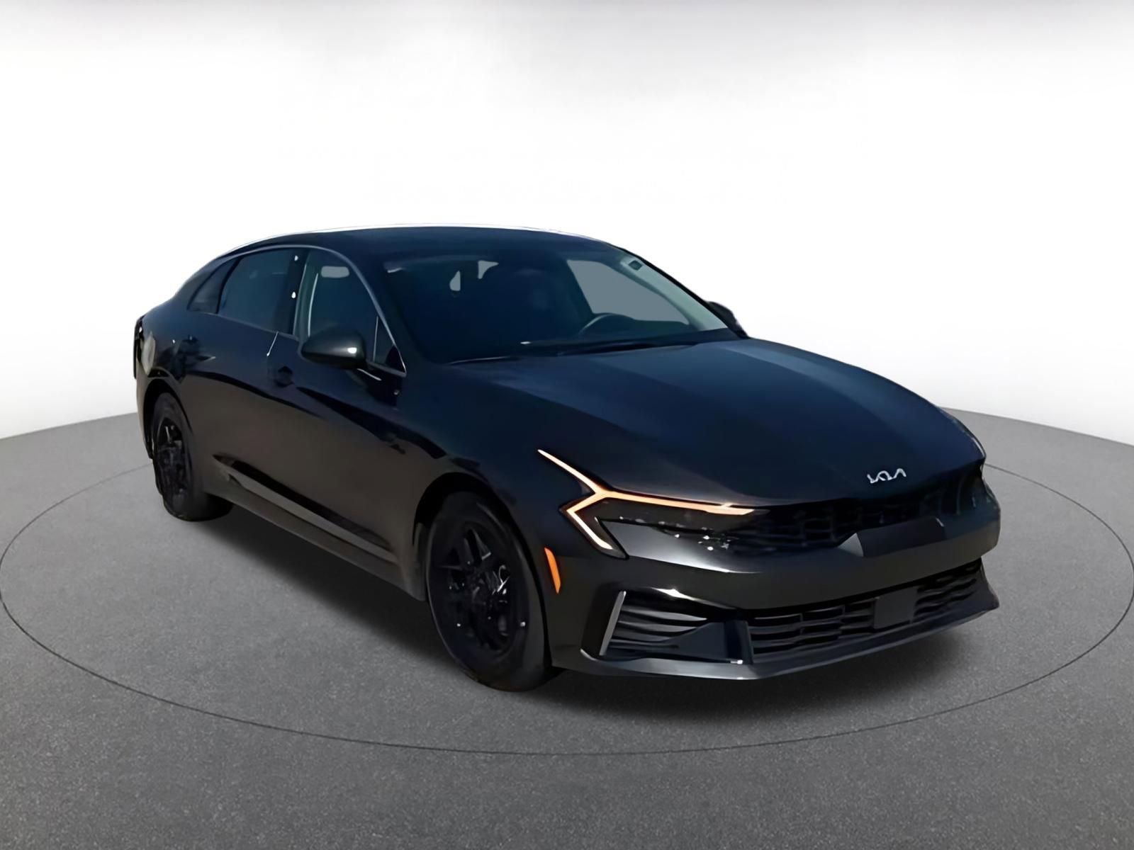 Thumbnail: 2025 Kia K5 - 16