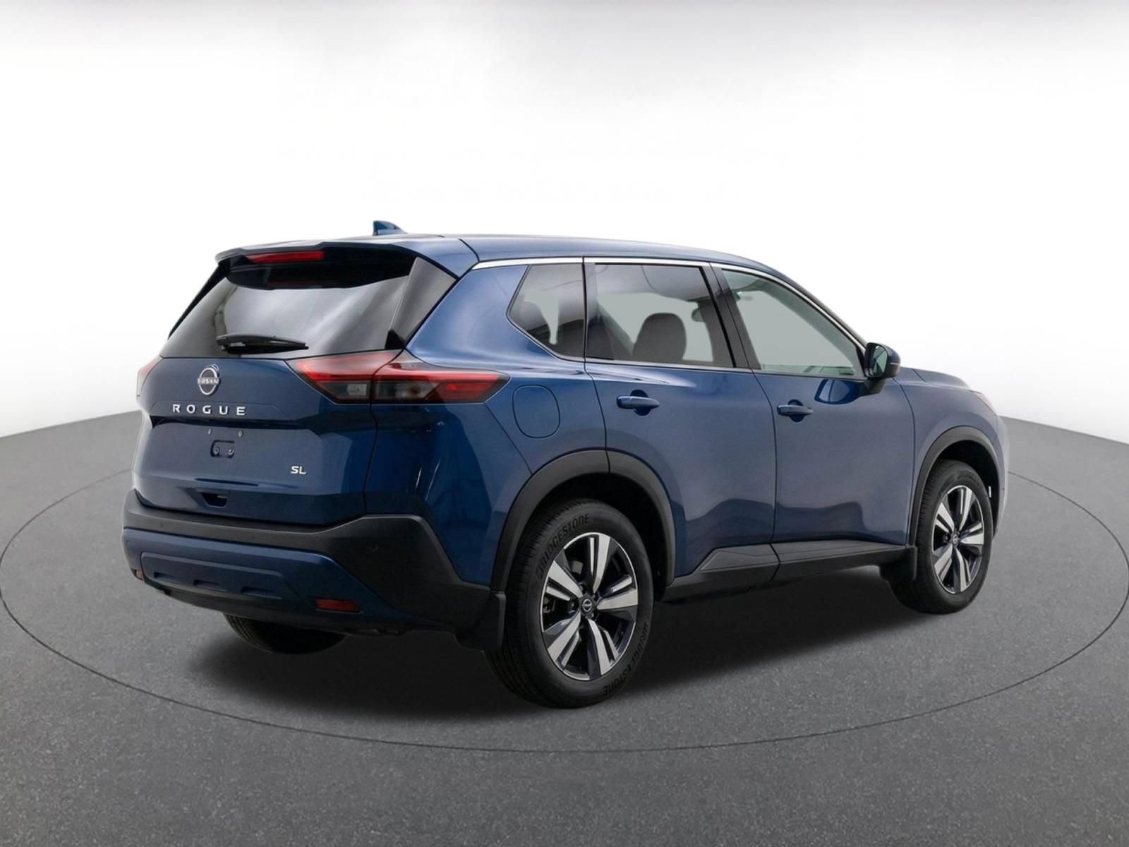 Thumbnail: 2026 Nissan Rogue - 10