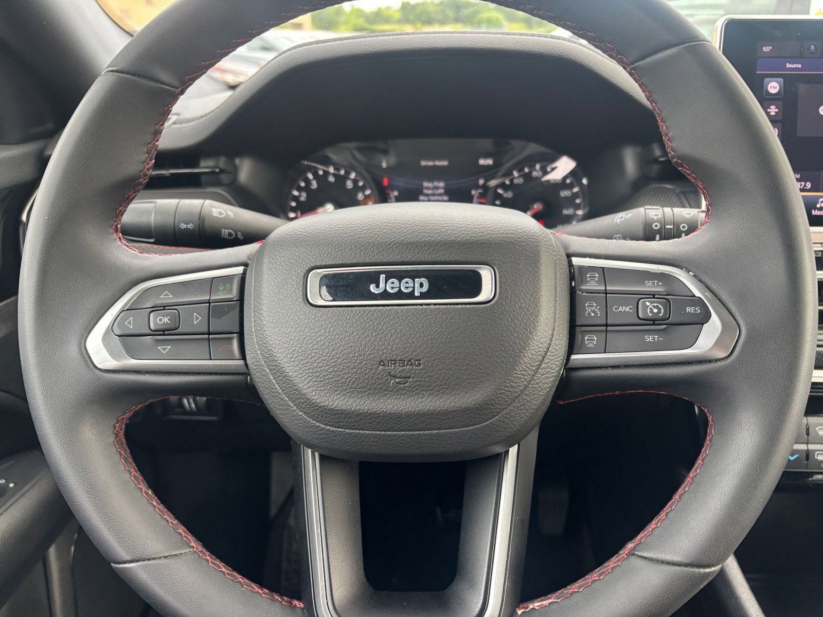 Thumbnail: 2025 Jeep Compass - 27