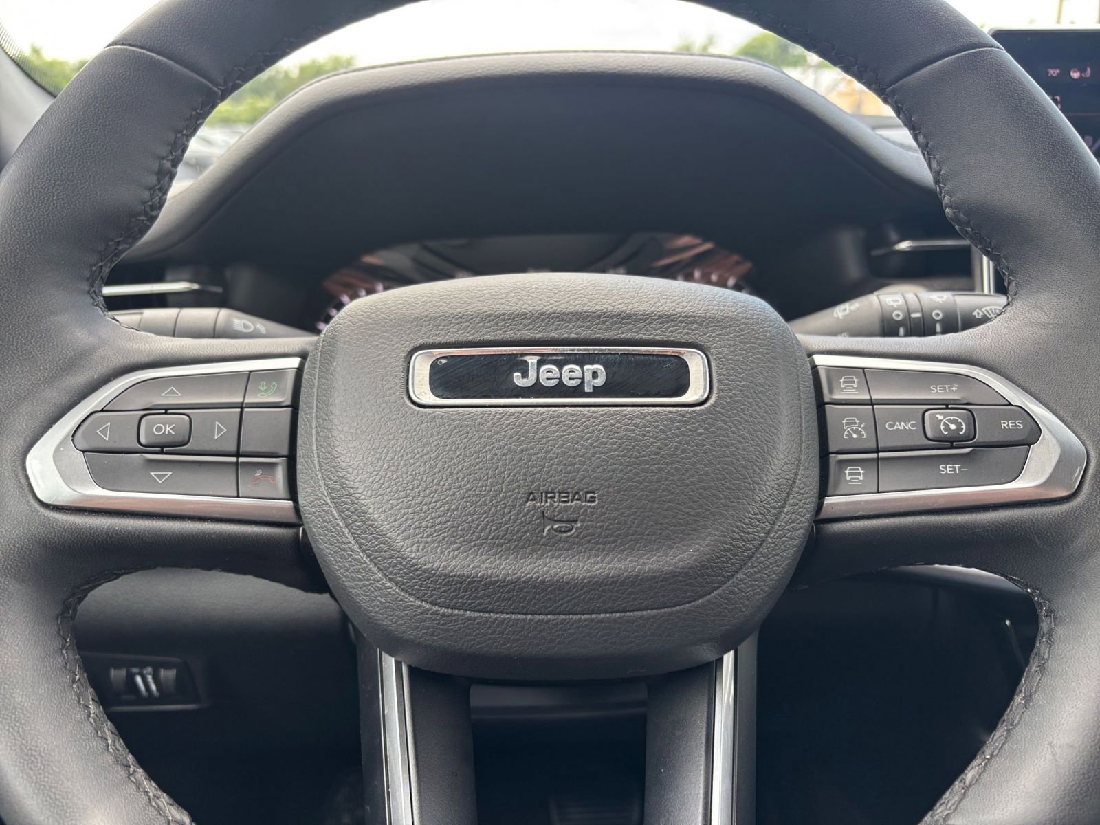 Thumbnail: 2025 Jeep Compass - 29