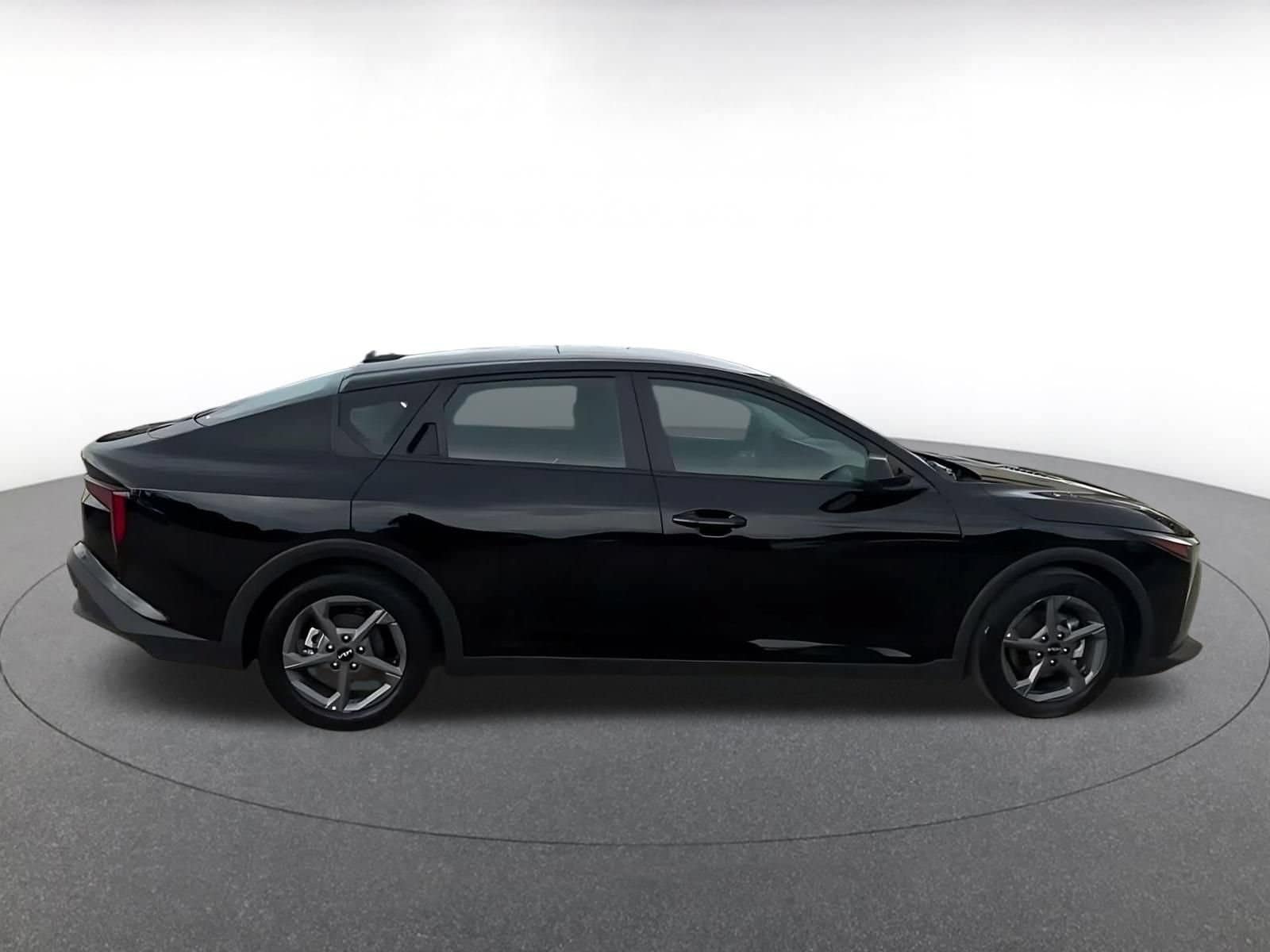 Thumbnail: 2025 Kia K4 - 15