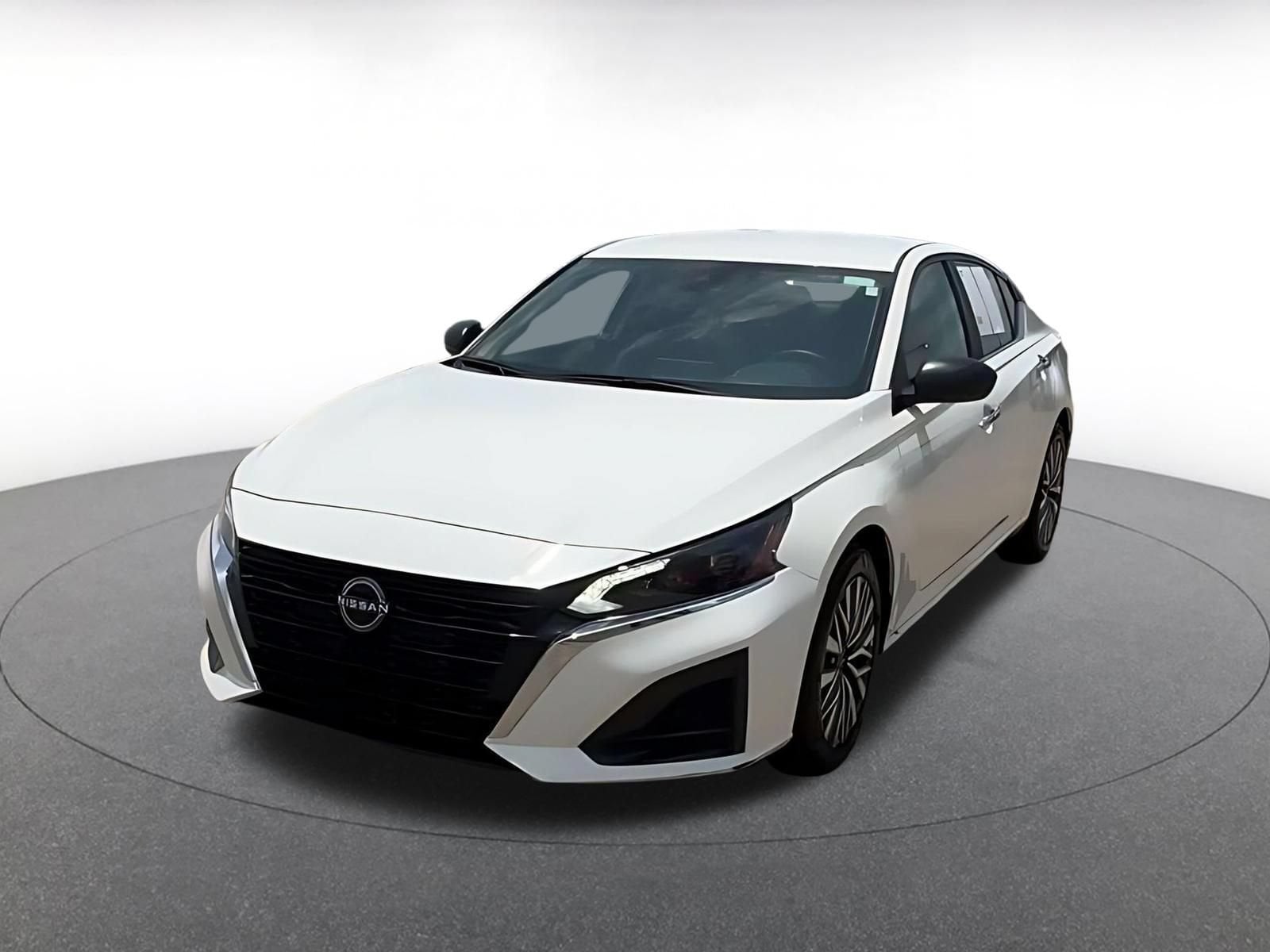 Thumbnail: 2025 Nissan Altima - 7
