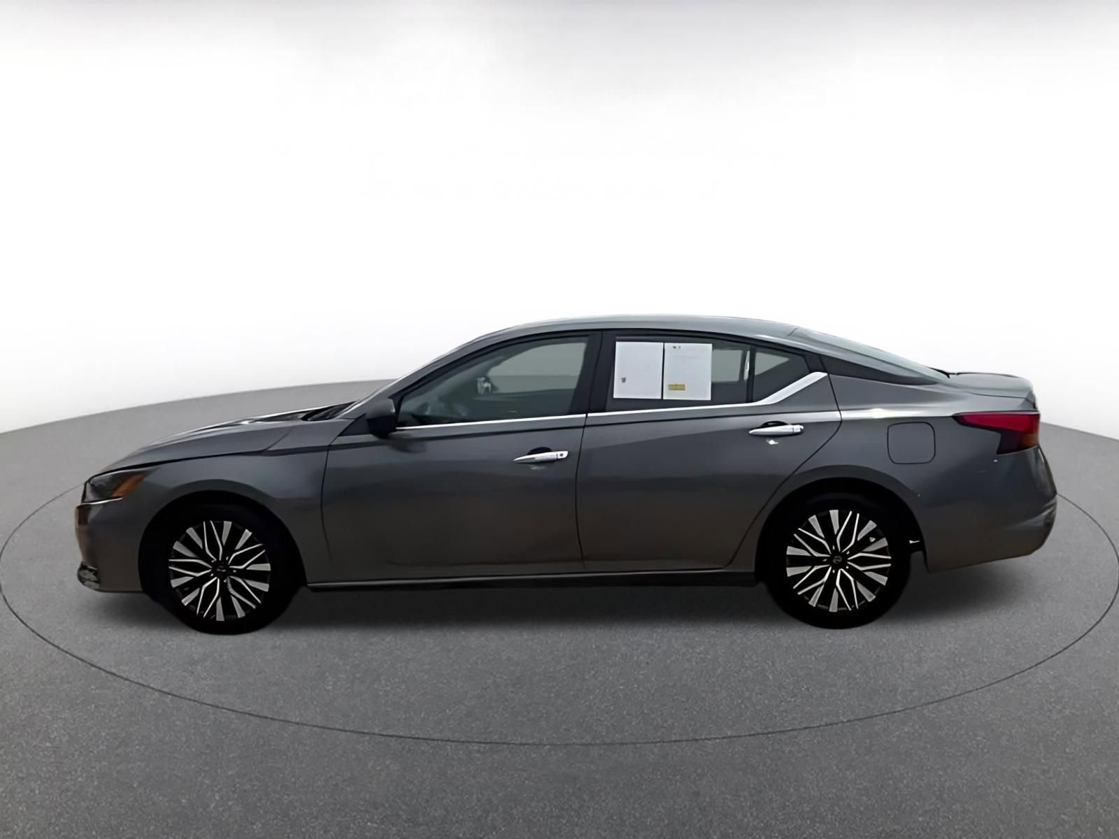 Thumbnail: 2025 Nissan Altima - 16