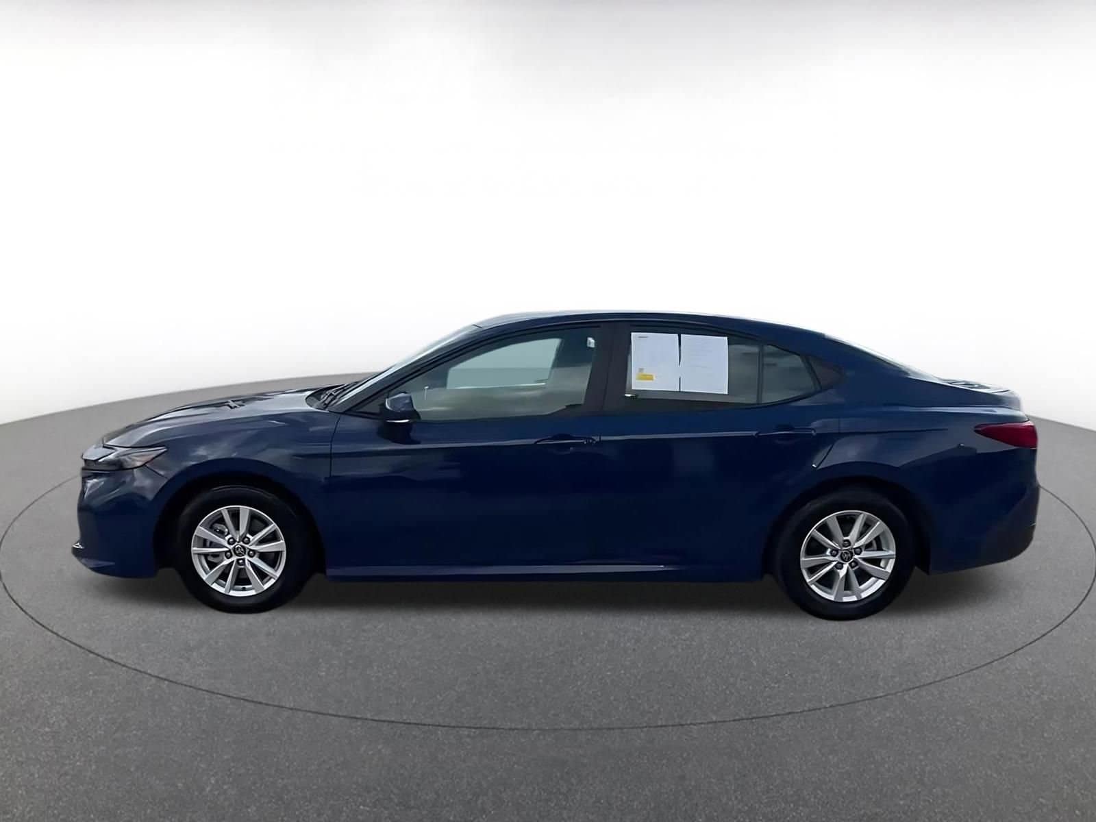 Thumbnail: 2025 Toyota Camry - 9