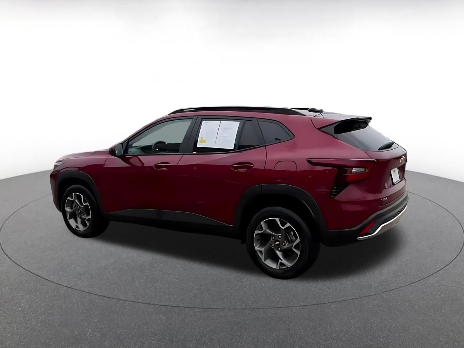 Thumbnail: 2025 Chevrolet Trax - 9