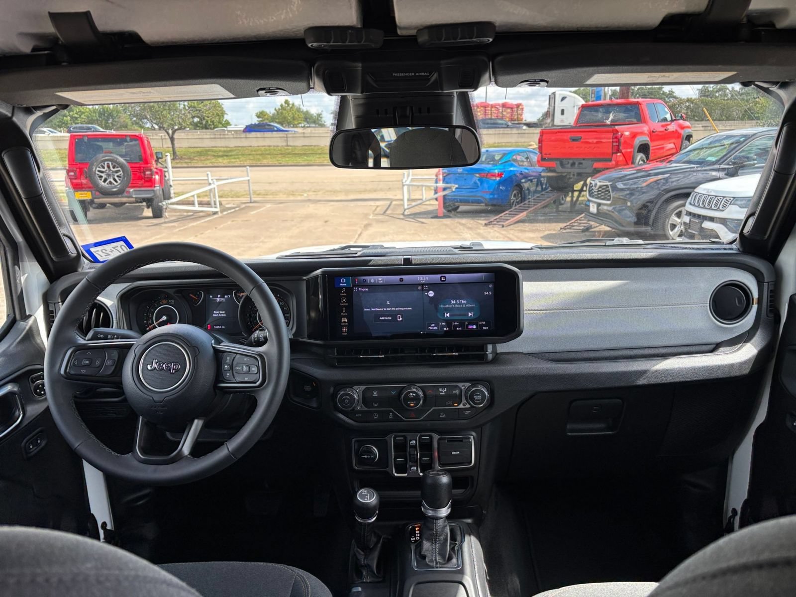 Thumbnail: 2025 Jeep Wrangler - 32