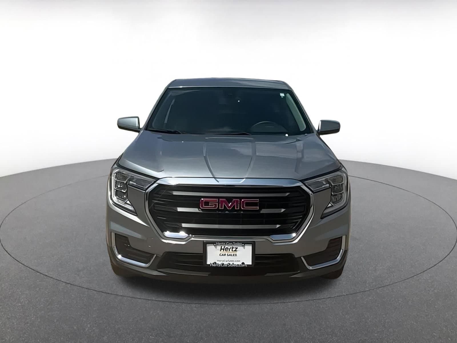 2024 GMC Terrain SLE 4