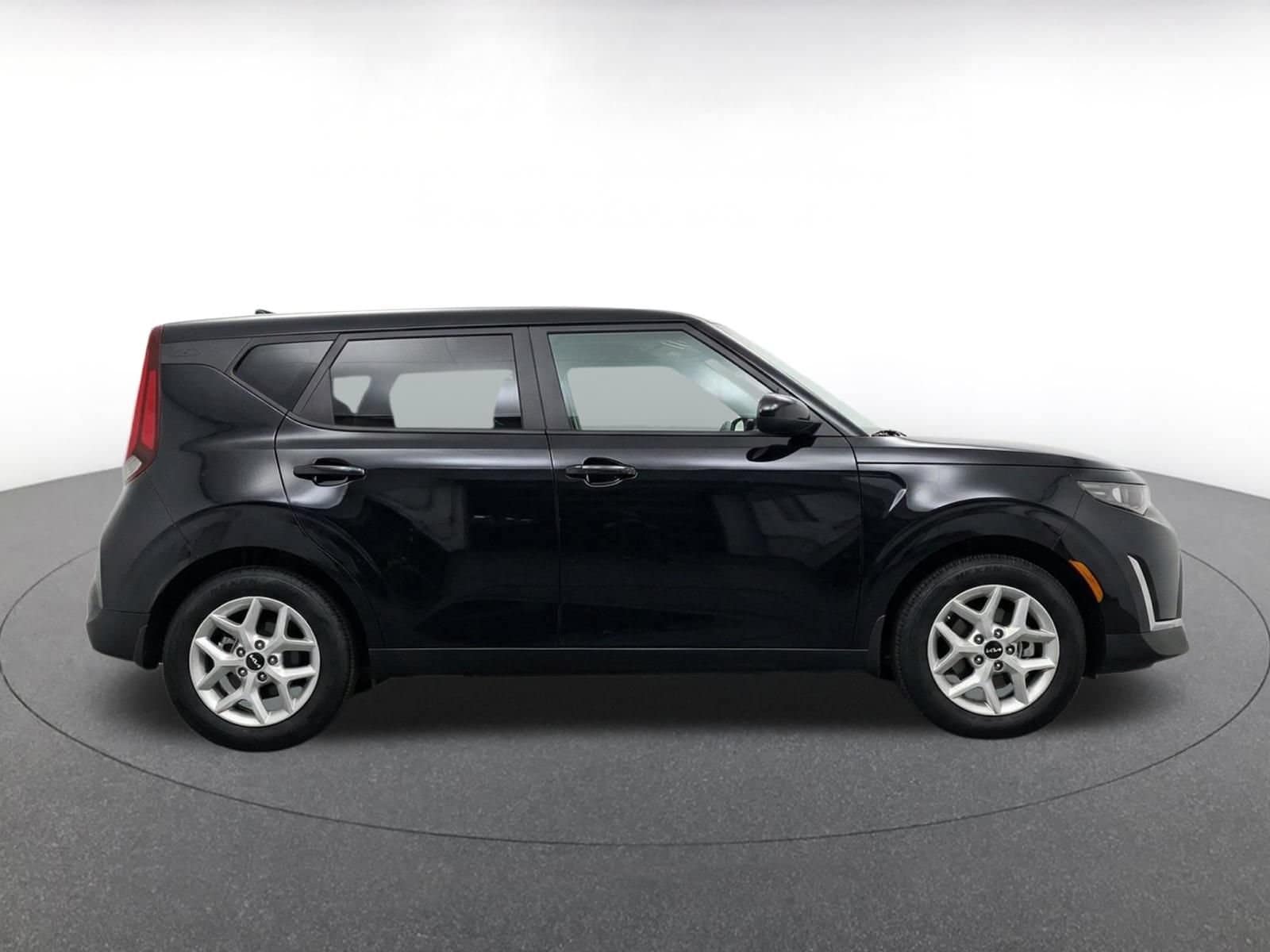 Thumbnail: 2025 Kia Soul - 10