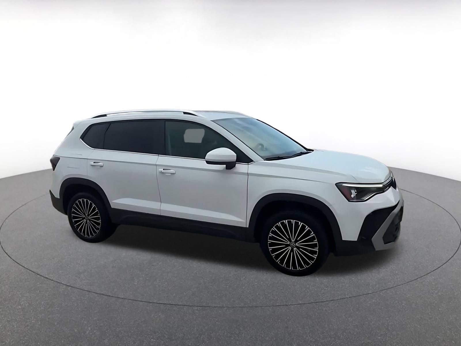 Thumbnail: 2026 Volkswagen Taos - 2
