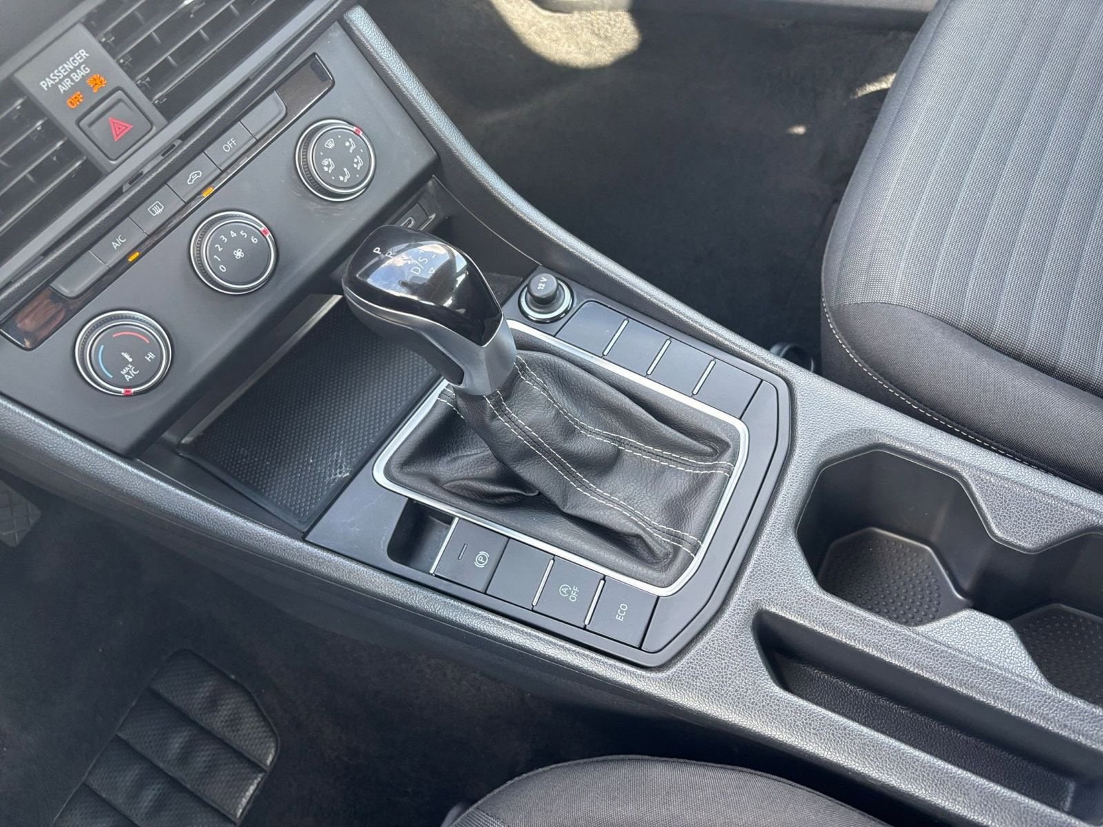 2024 Volkswagen Jetta S 34