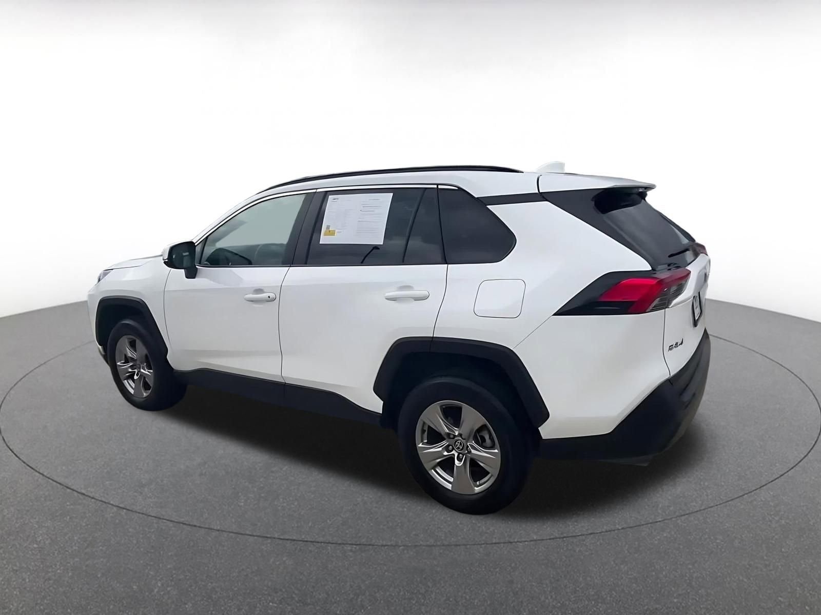 Thumbnail: 2025 Toyota RAV4 - 10