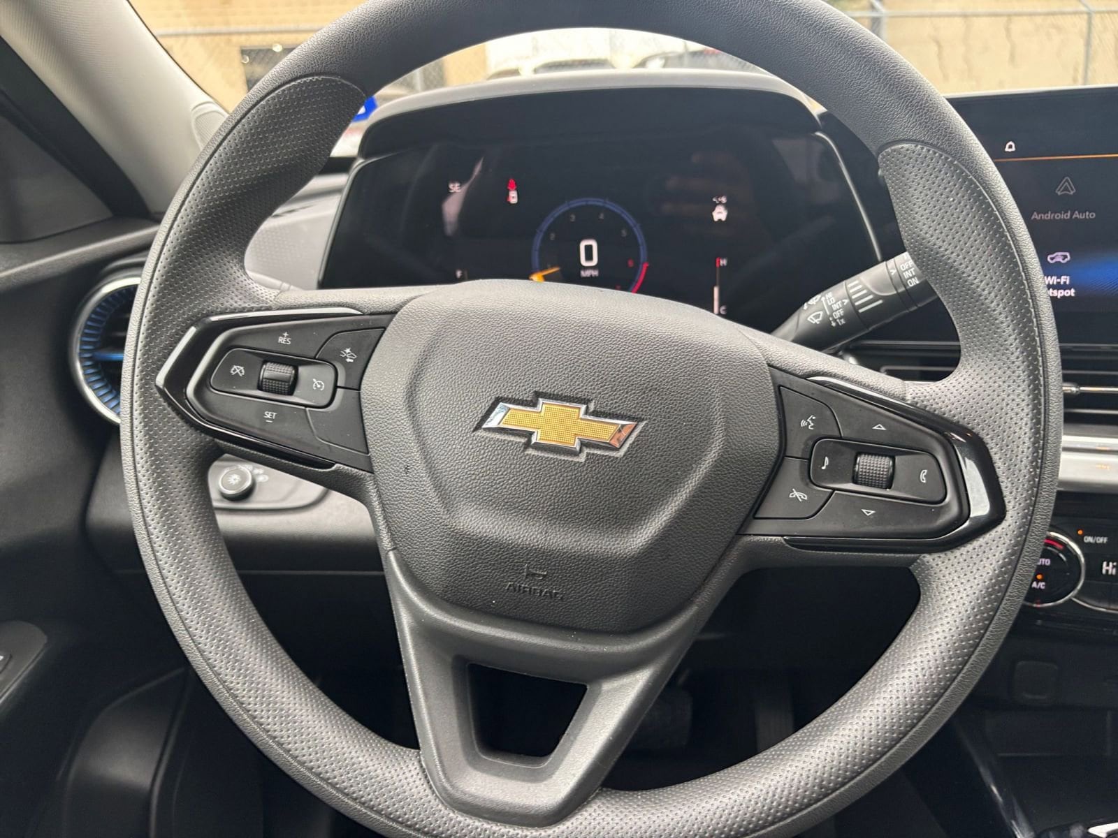 Thumbnail: 2025 Chevrolet Trax - 25