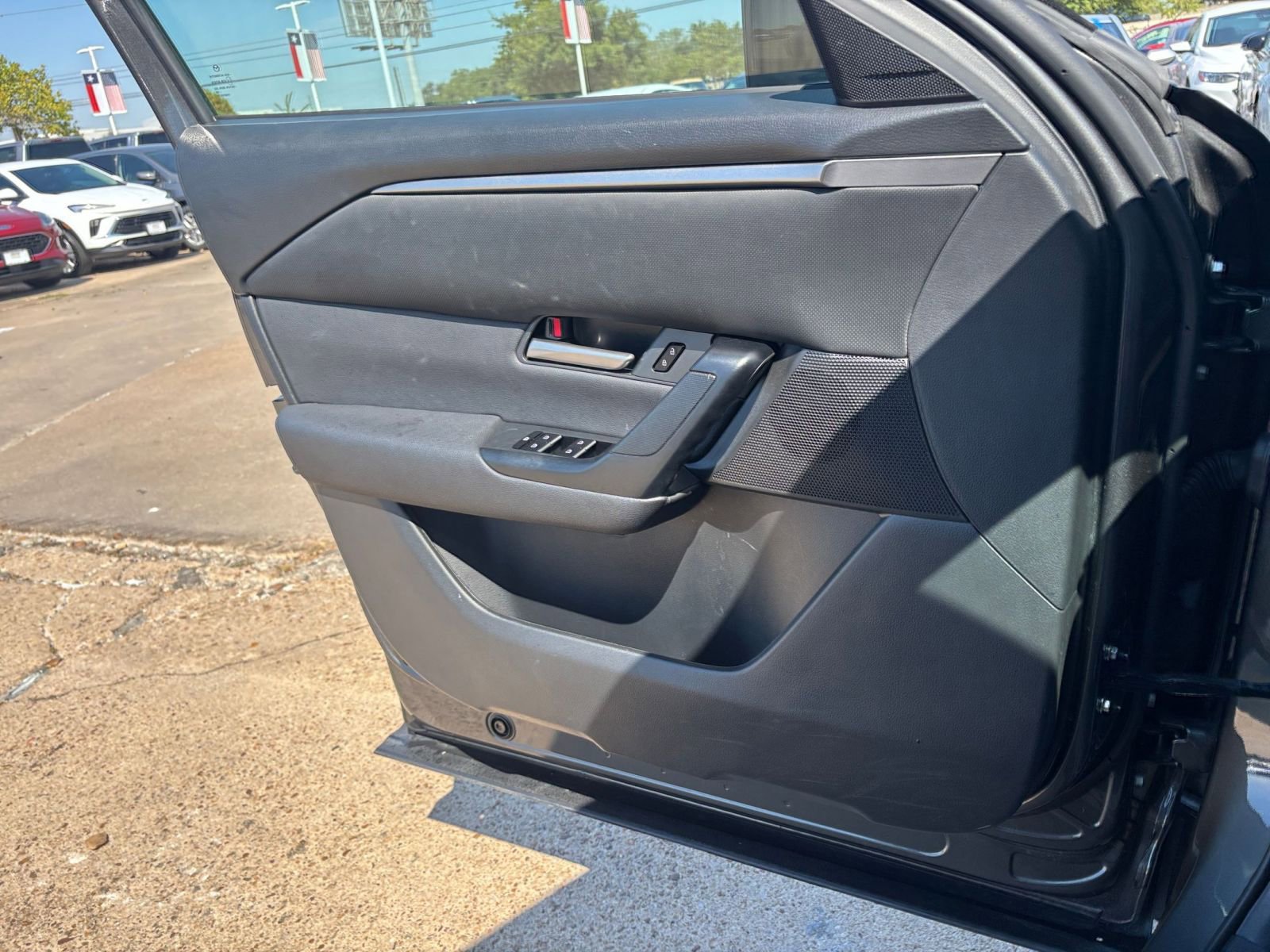 Thumbnail: 2025 Mazda CX-50 - 20