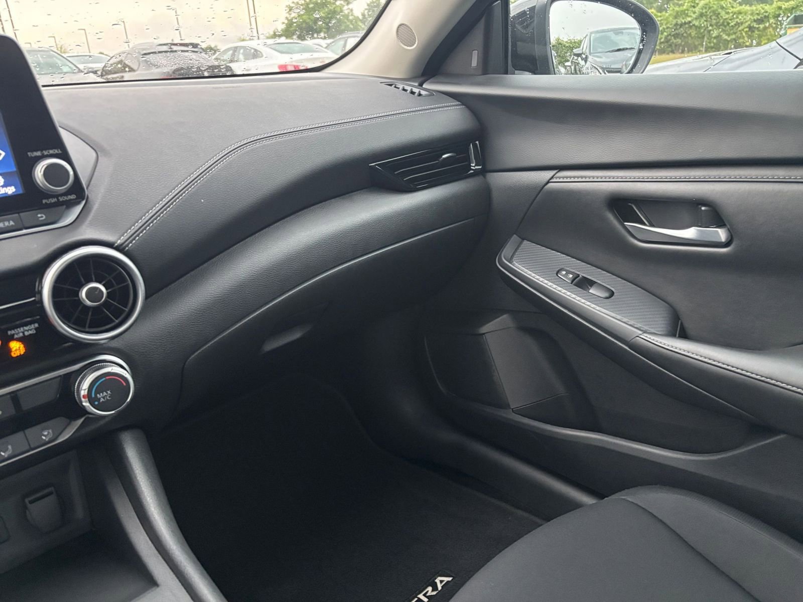 2024 Nissan Sentra SV 28