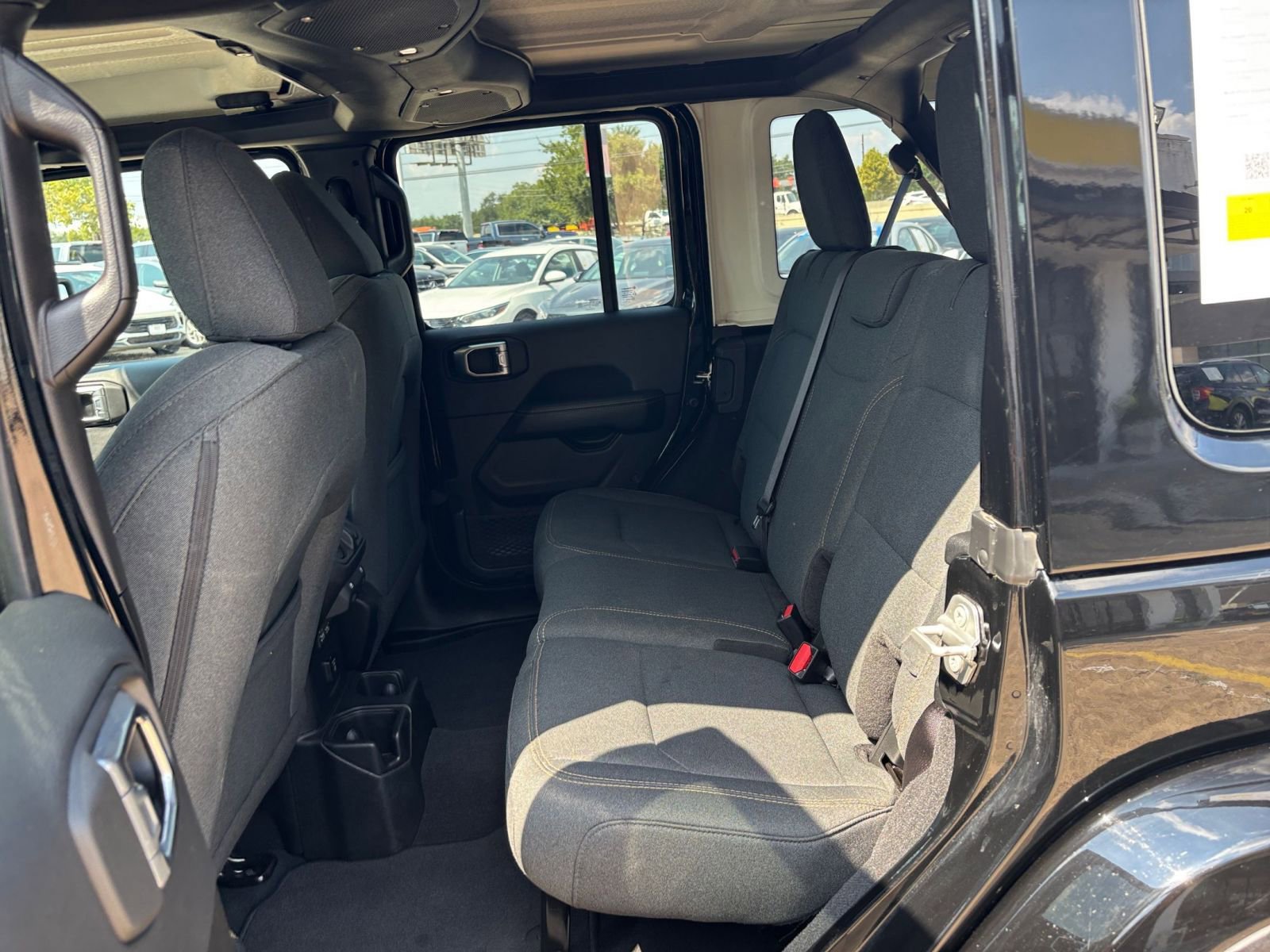 Thumbnail: 2025 Jeep Wrangler - 23