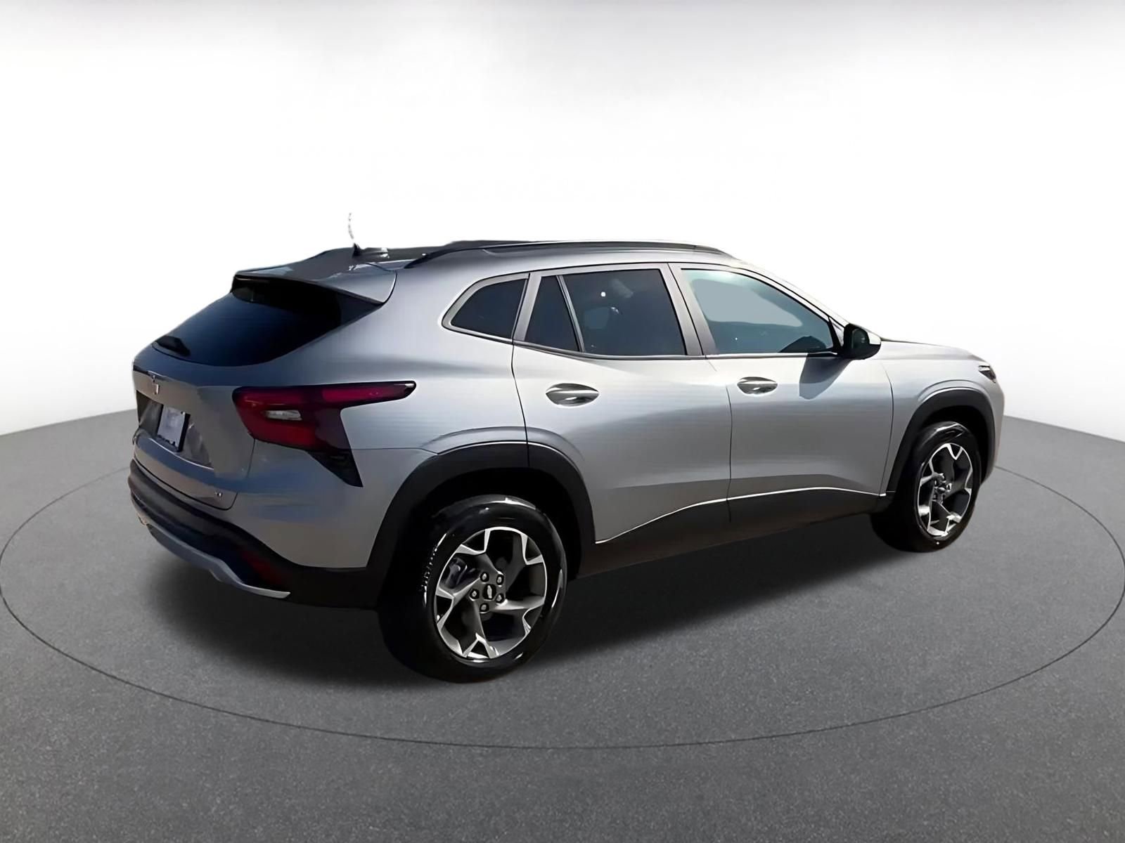 Thumbnail: 2025 Chevrolet Trax - 15