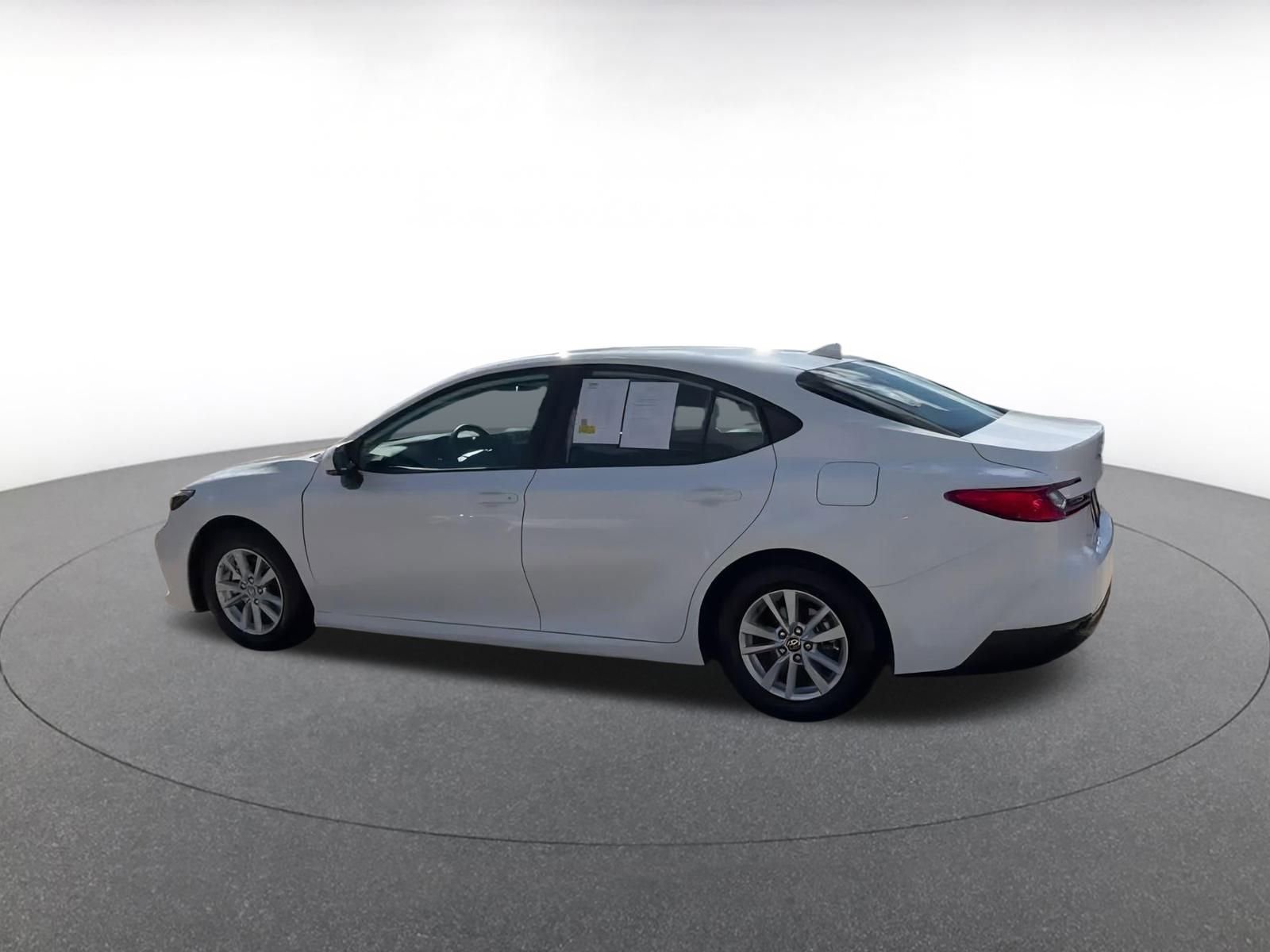 Thumbnail: 2025 Toyota Camry - 10