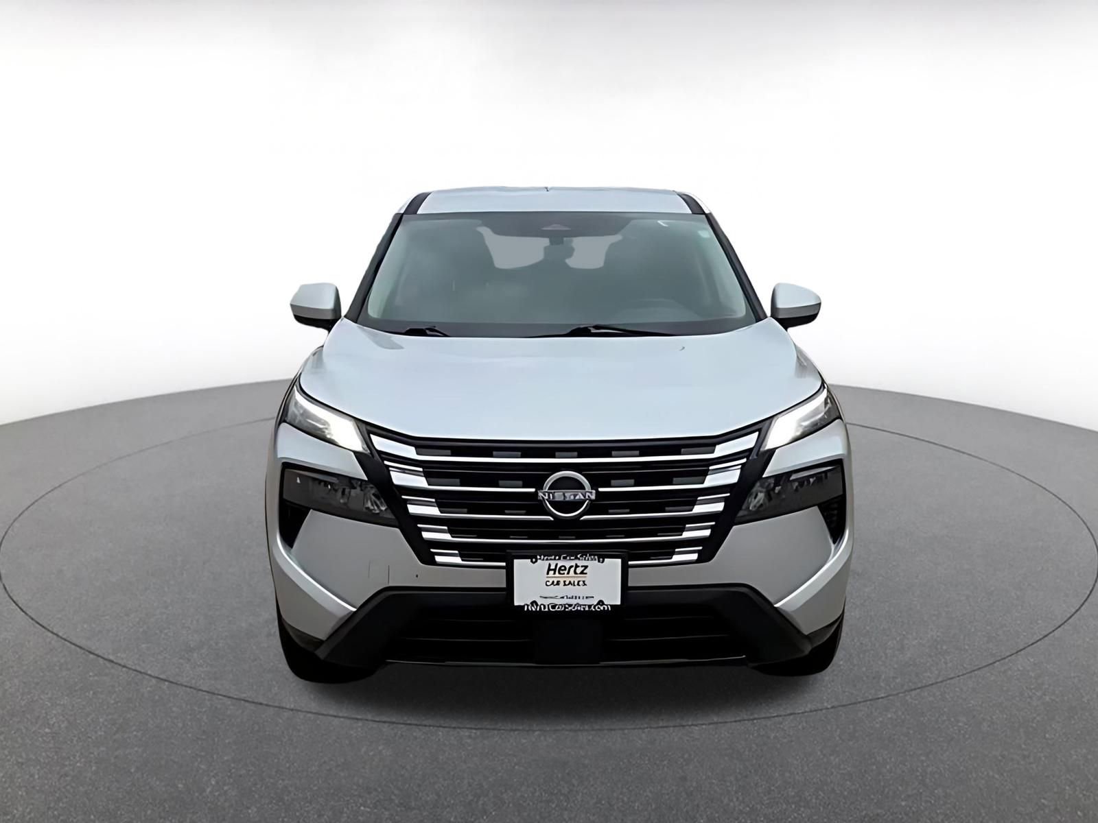 Thumbnail: 2025 Nissan Rogue - 4