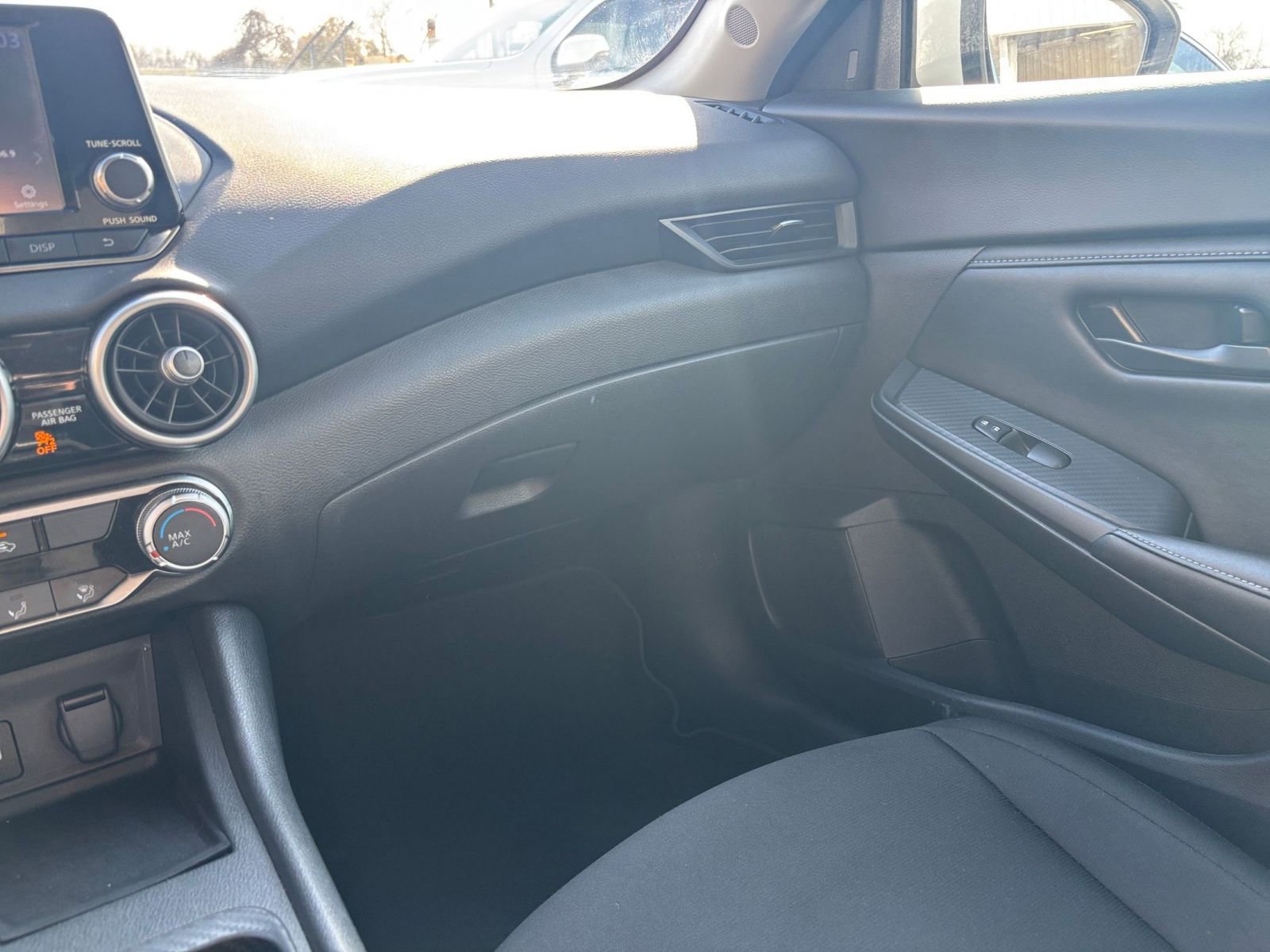 Thumbnail: 2025 Nissan Sentra - 32