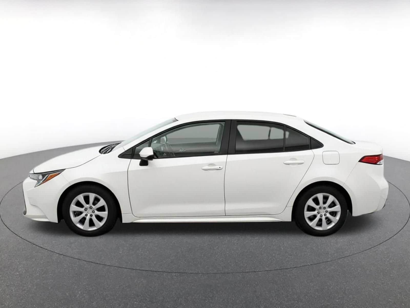 Thumbnail: 2025 Toyota Corolla - 4