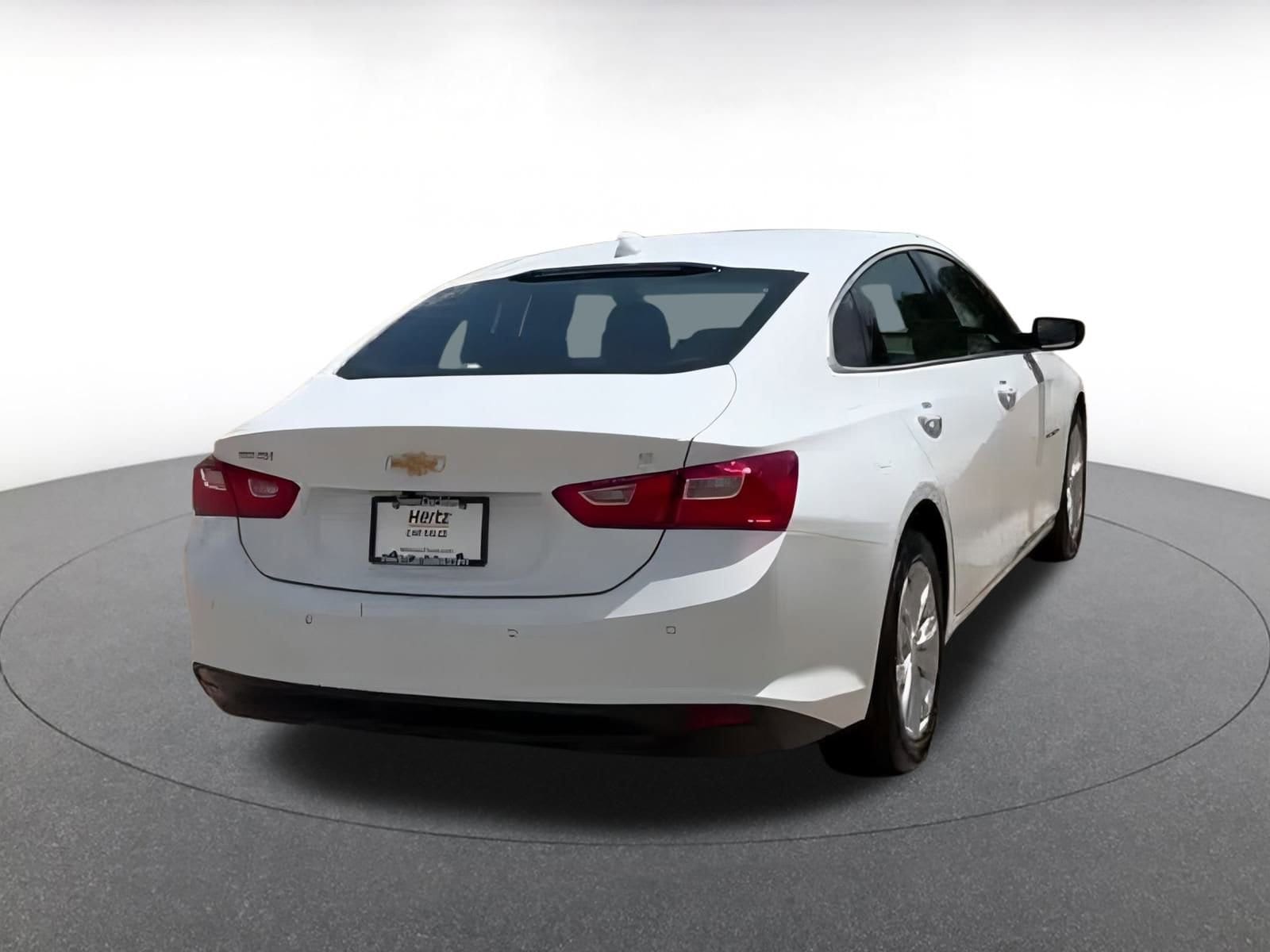 Thumbnail: 2024 Chevrolet Malibu - 15