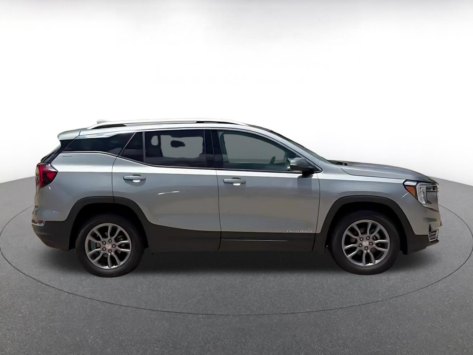 Thumbnail: 2024 GMC Terrain - 16