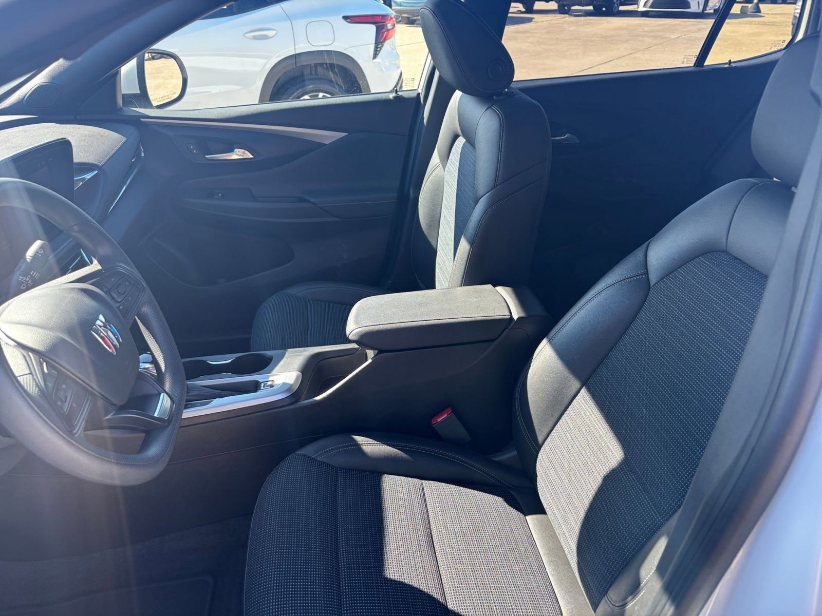 Thumbnail: 2025 Buick Envista - 34