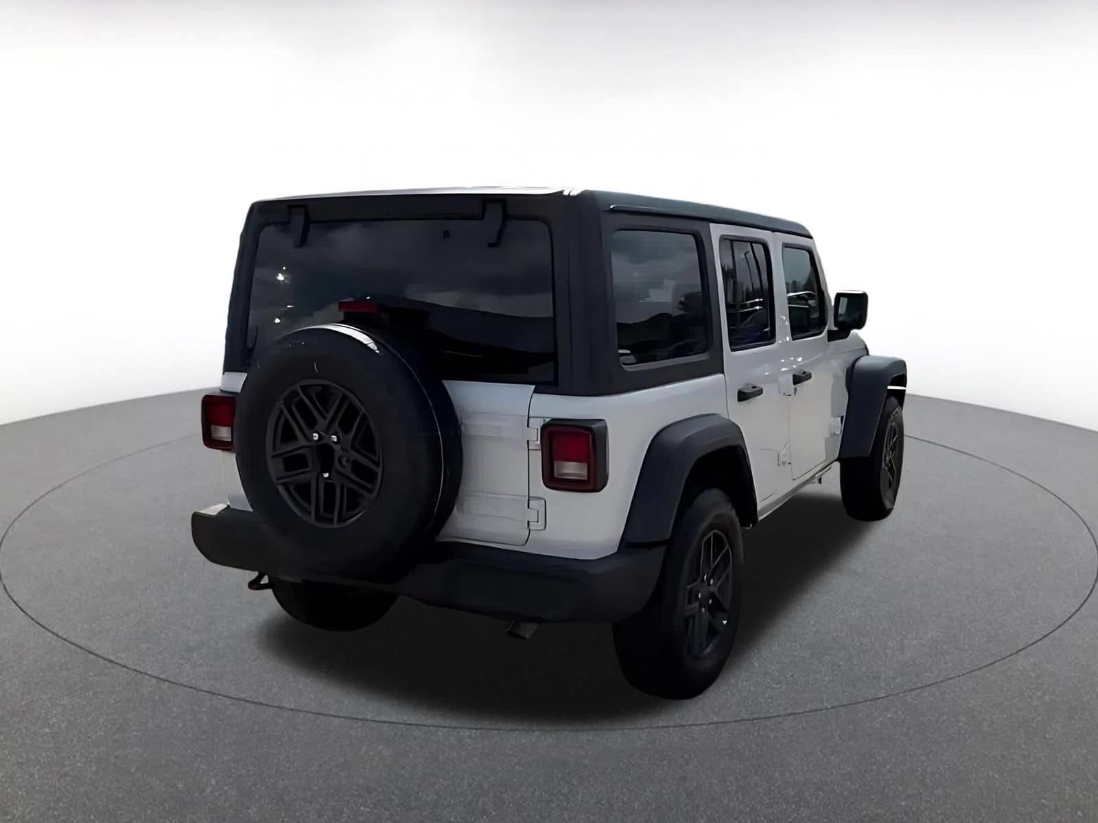 Thumbnail: 2025 Jeep Wrangler - 12