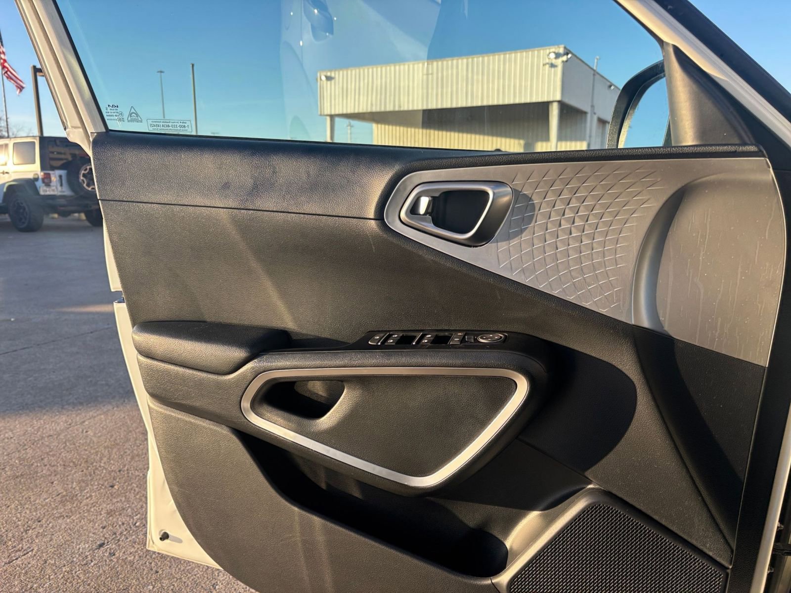 Thumbnail: 2025 Kia Soul - 18