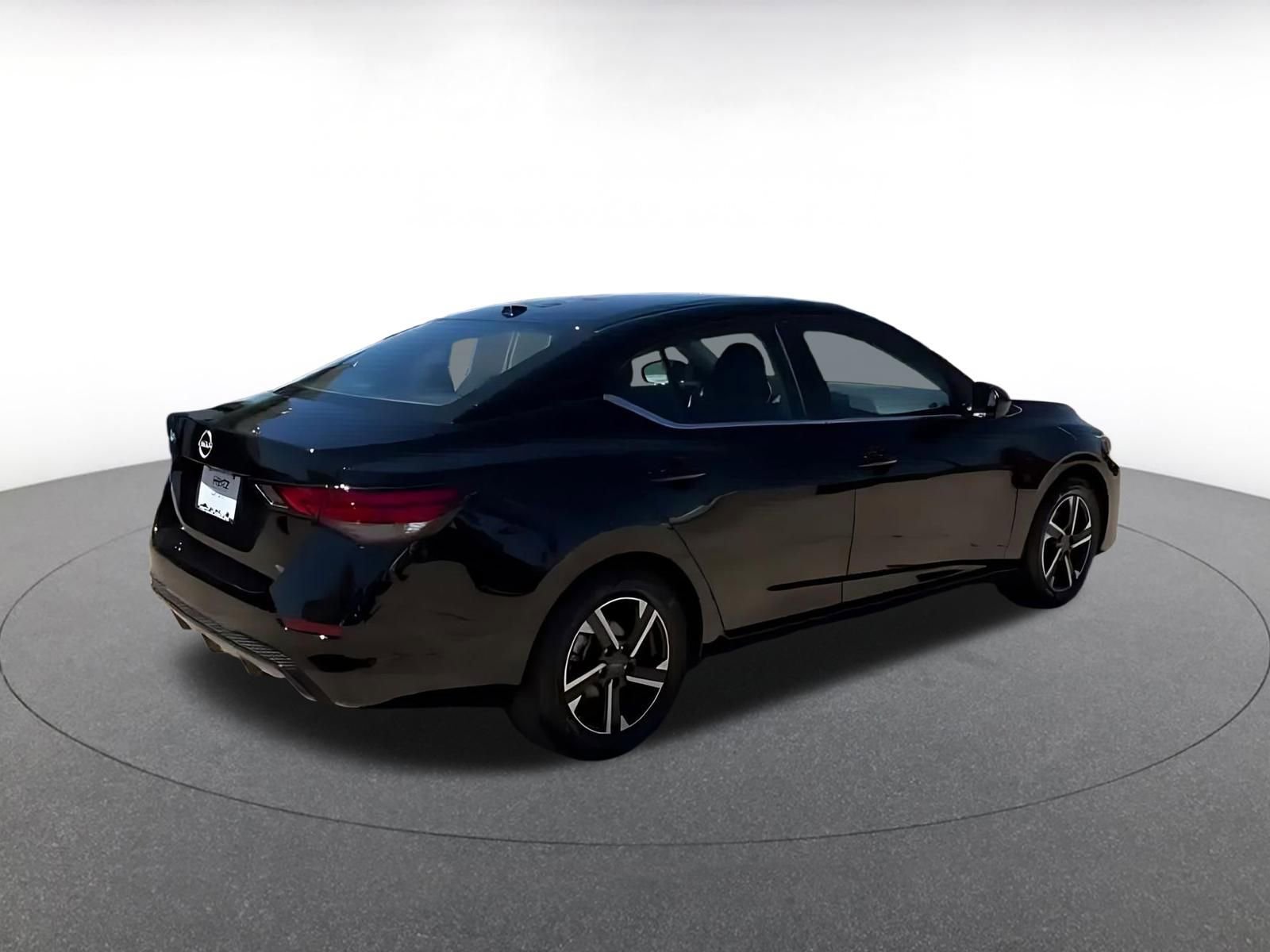 Thumbnail: 2025 Nissan Sentra - 15