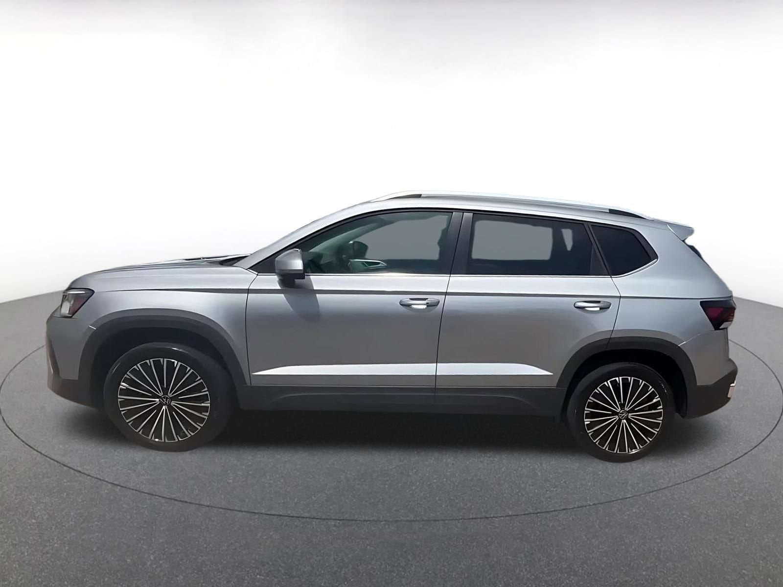 Thumbnail: 2025 Volkswagen Taos - 9