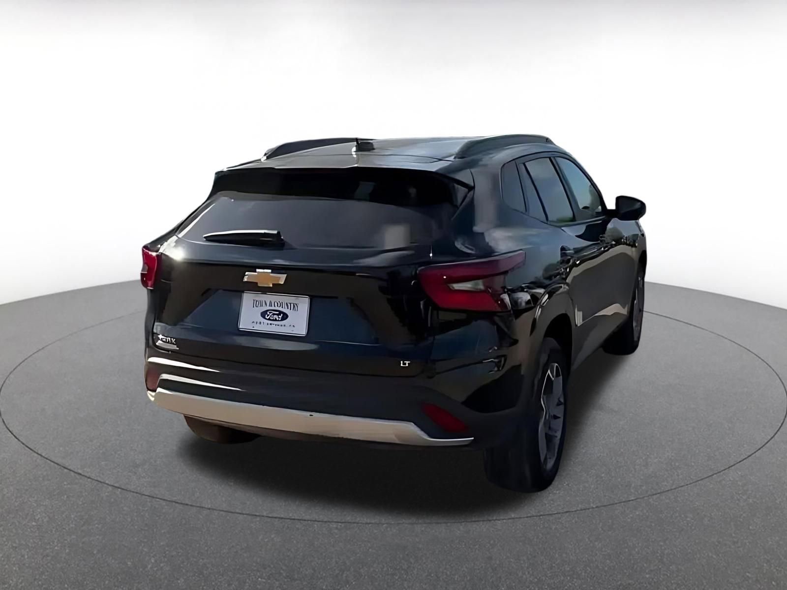 Thumbnail: 2025 Chevrolet Trax - 14