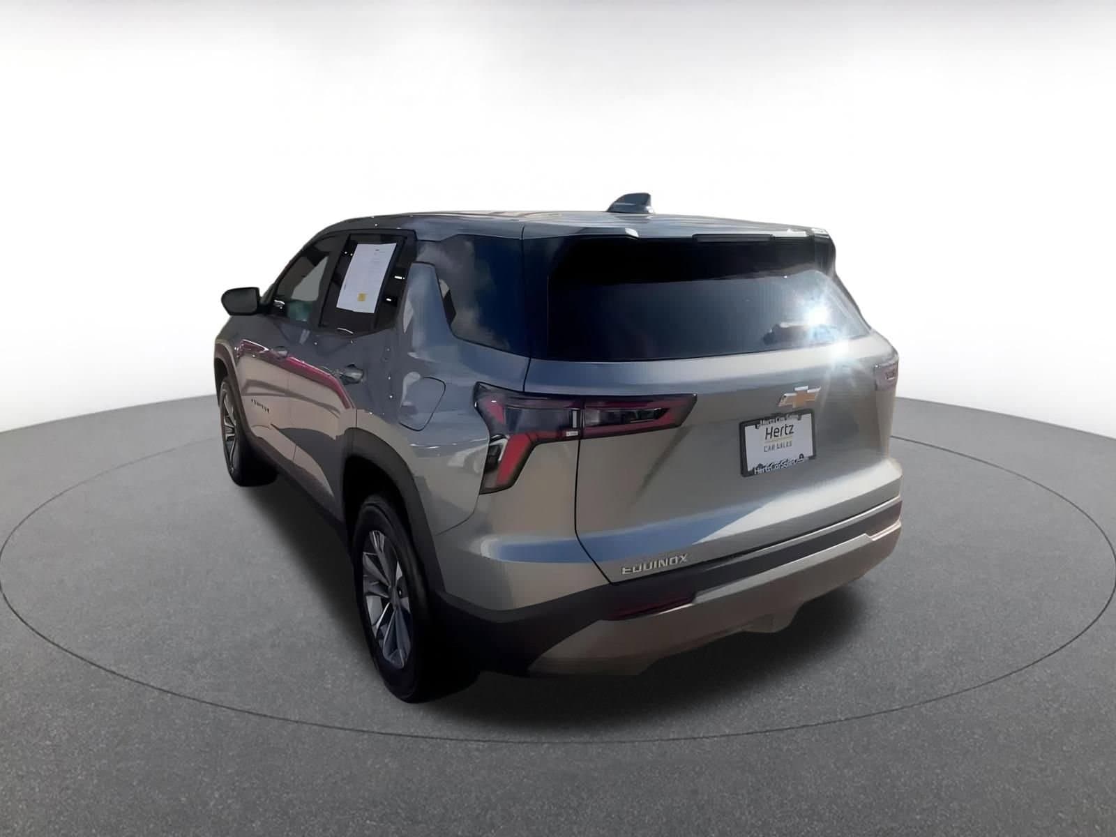 Thumbnail: 2025 Chevrolet Equinox - 11