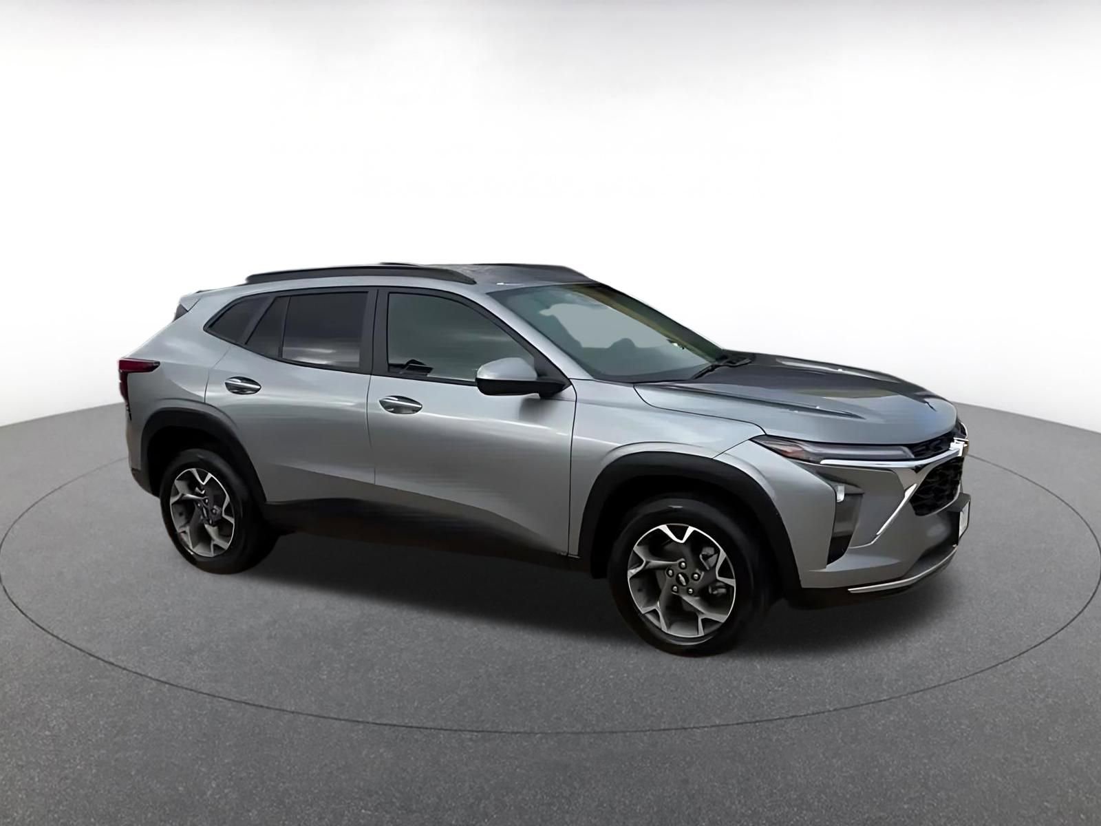 Thumbnail: 2025 Chevrolet Trax - 2