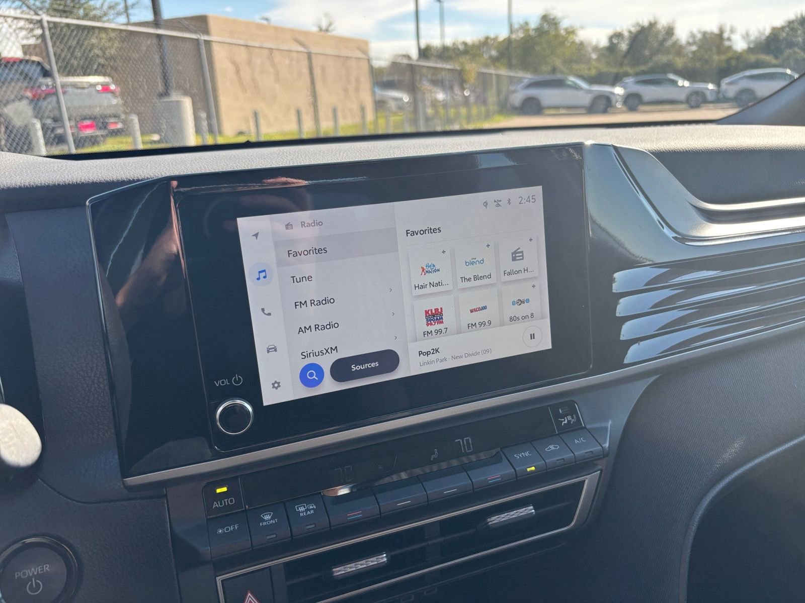 Thumbnail: 2025 Toyota Camry - 21