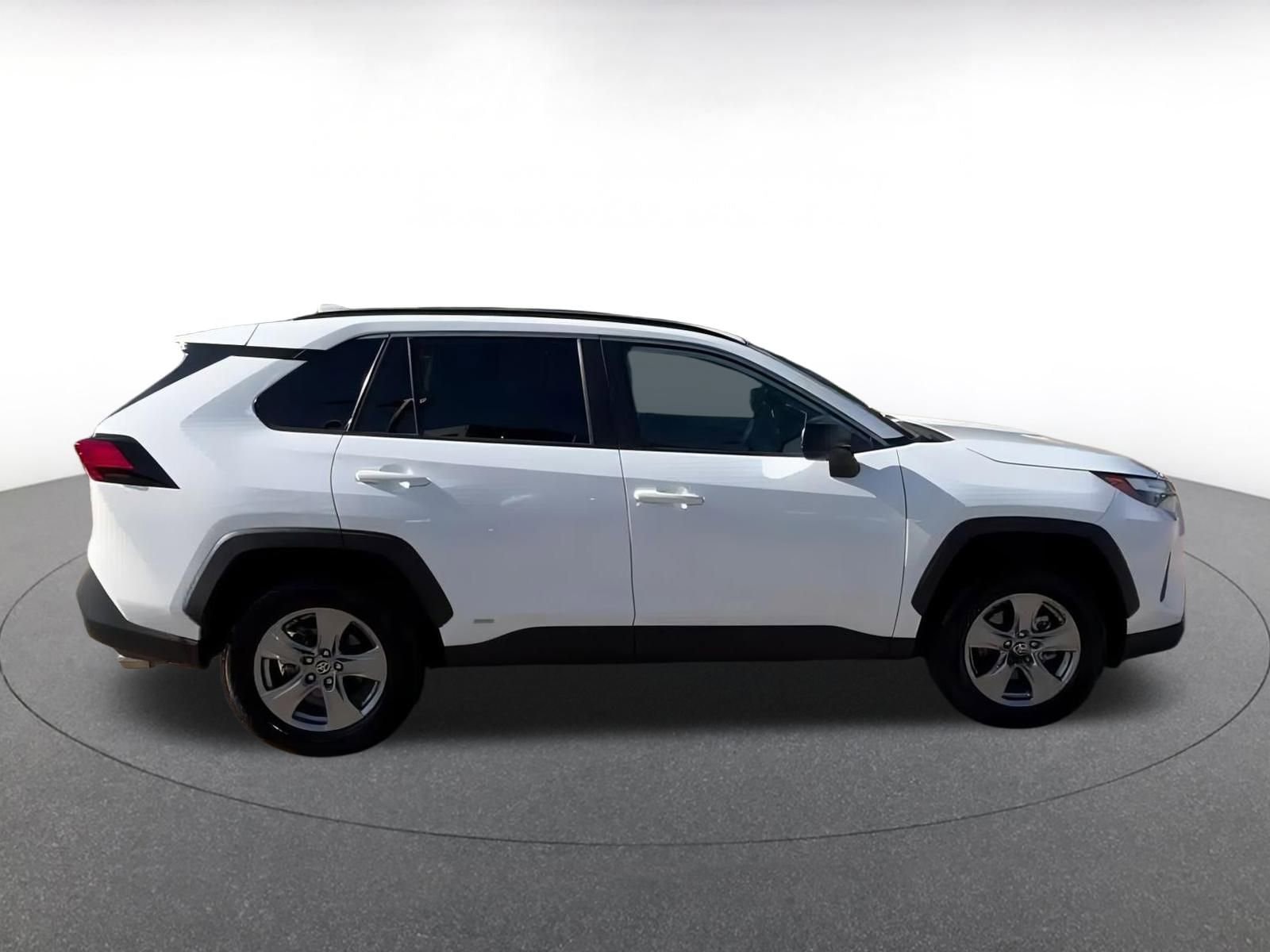 Thumbnail: 2025 Toyota RAV4 - 16