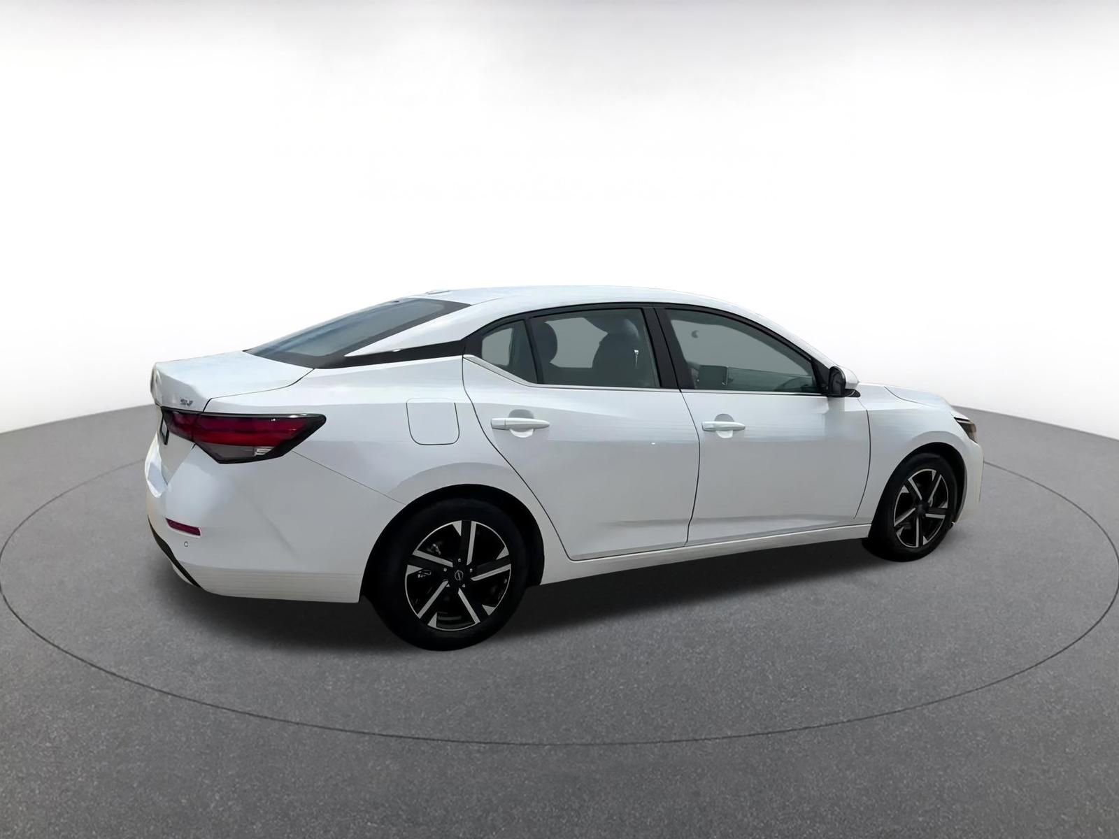 2024 Nissan Sentra SV 12