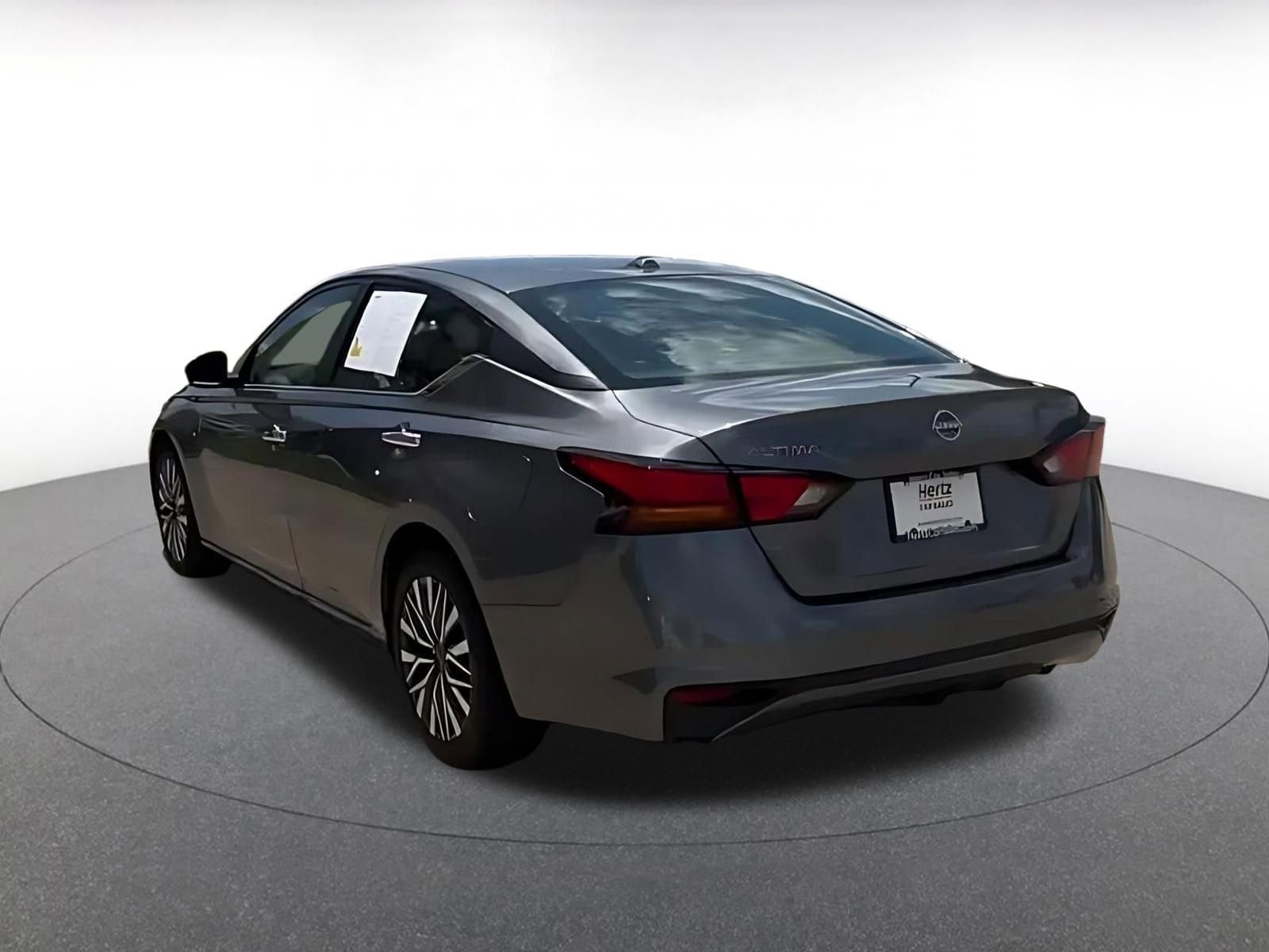 Thumbnail: 2025 Nissan Altima - 10