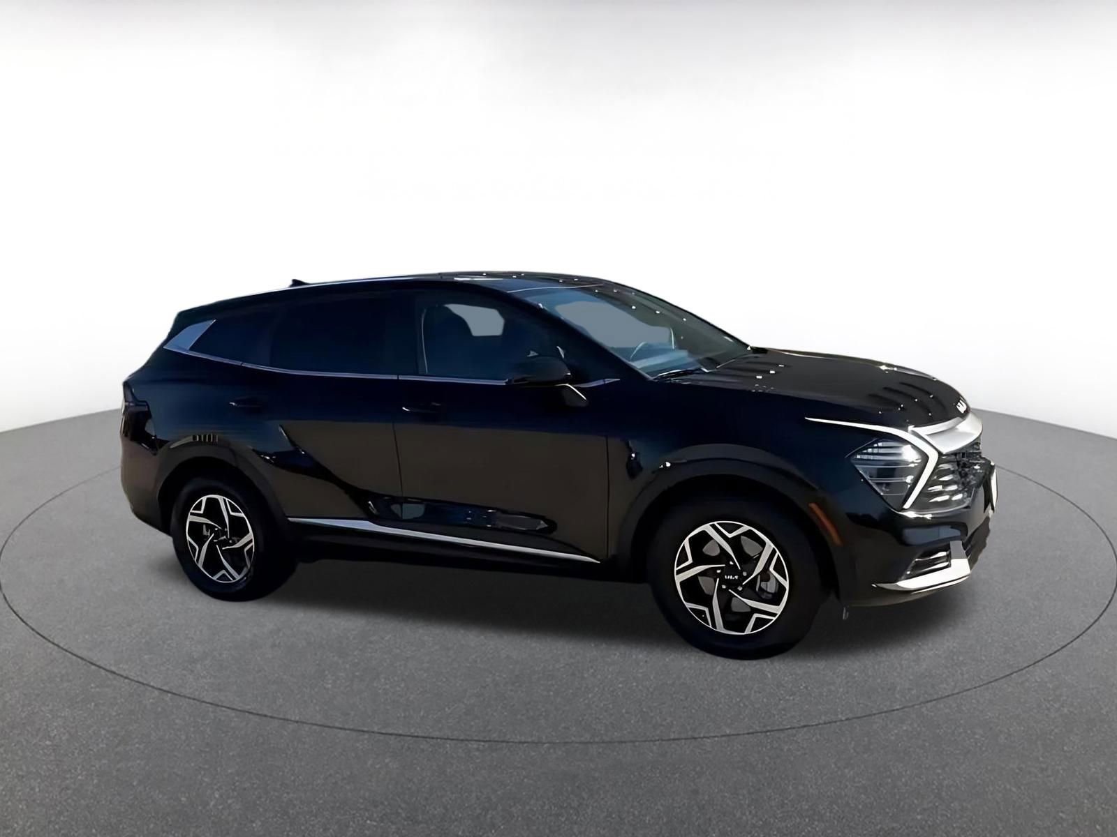 Thumbnail: 2025 Kia Sportage - 2
