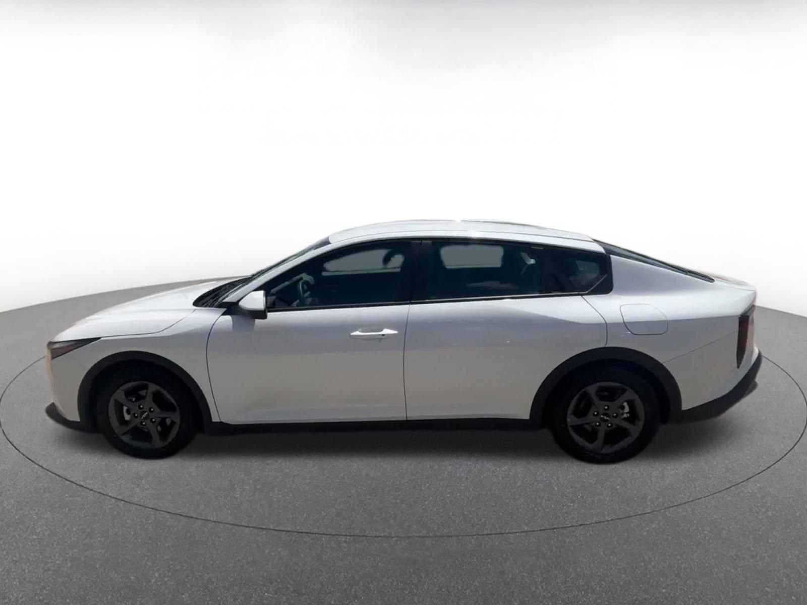 Thumbnail: 2025 Kia K4 - 10