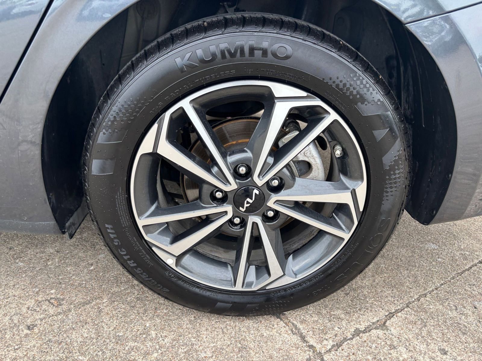2024 Kia Forte LXS 23