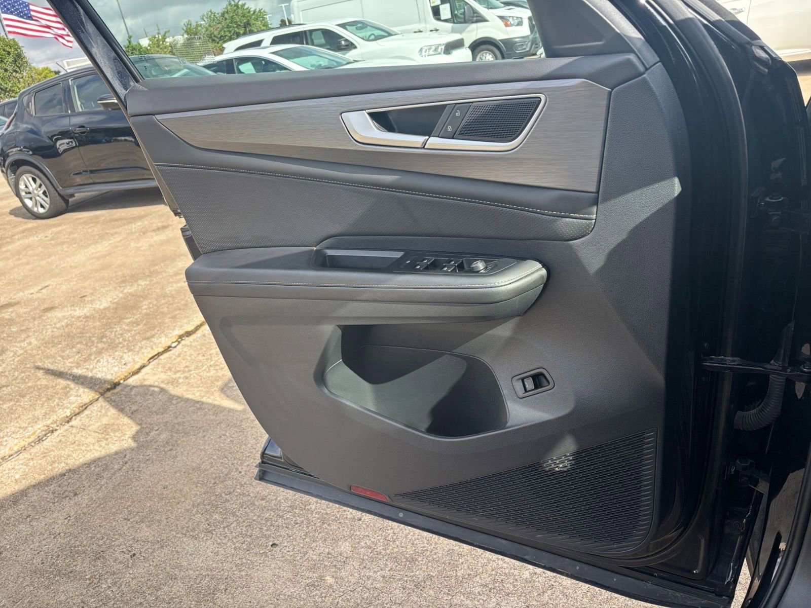 Thumbnail: 2025 Volkswagen Atlas - 20