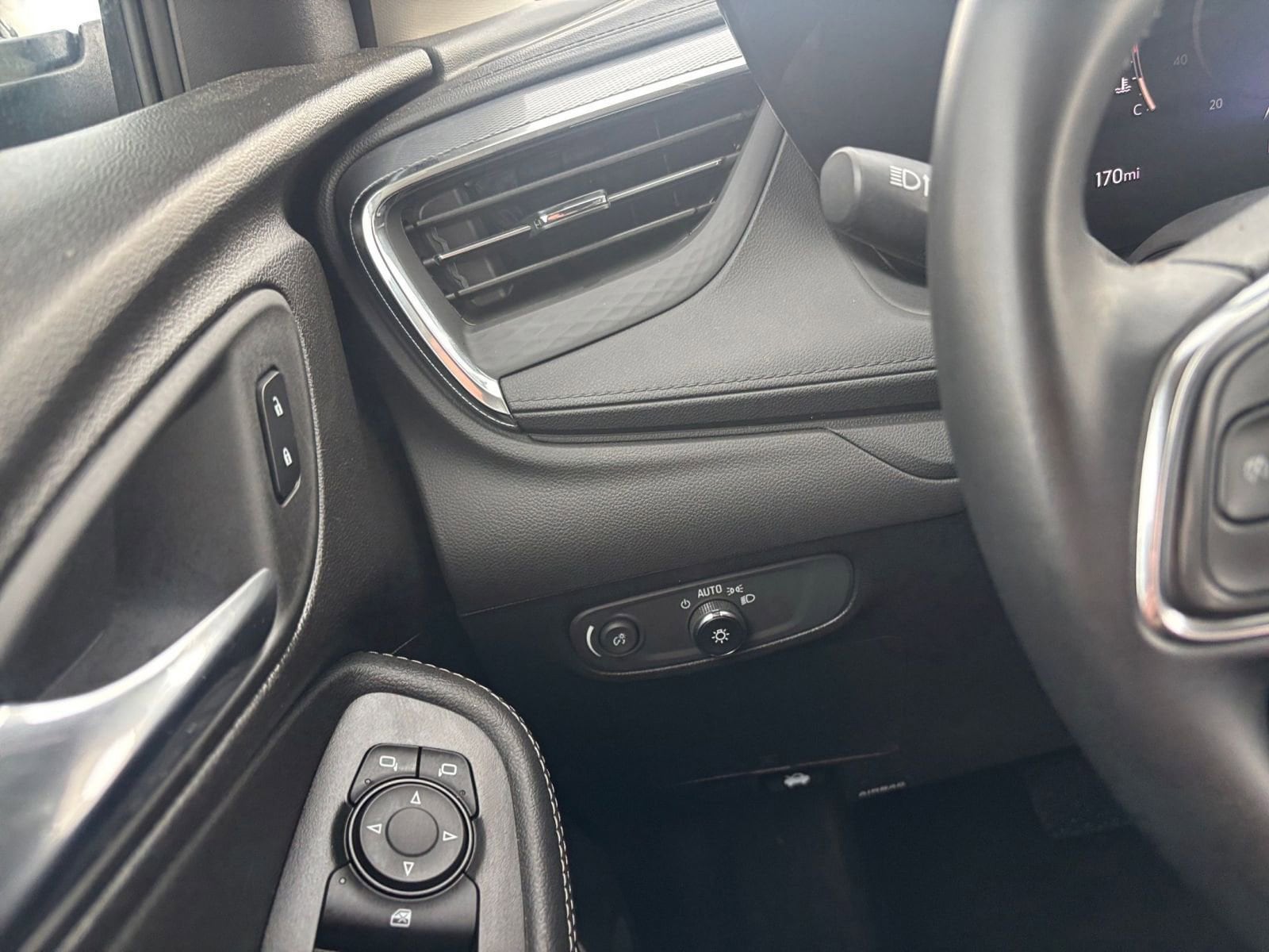 Thumbnail: 2025 Buick Encore GX - 33