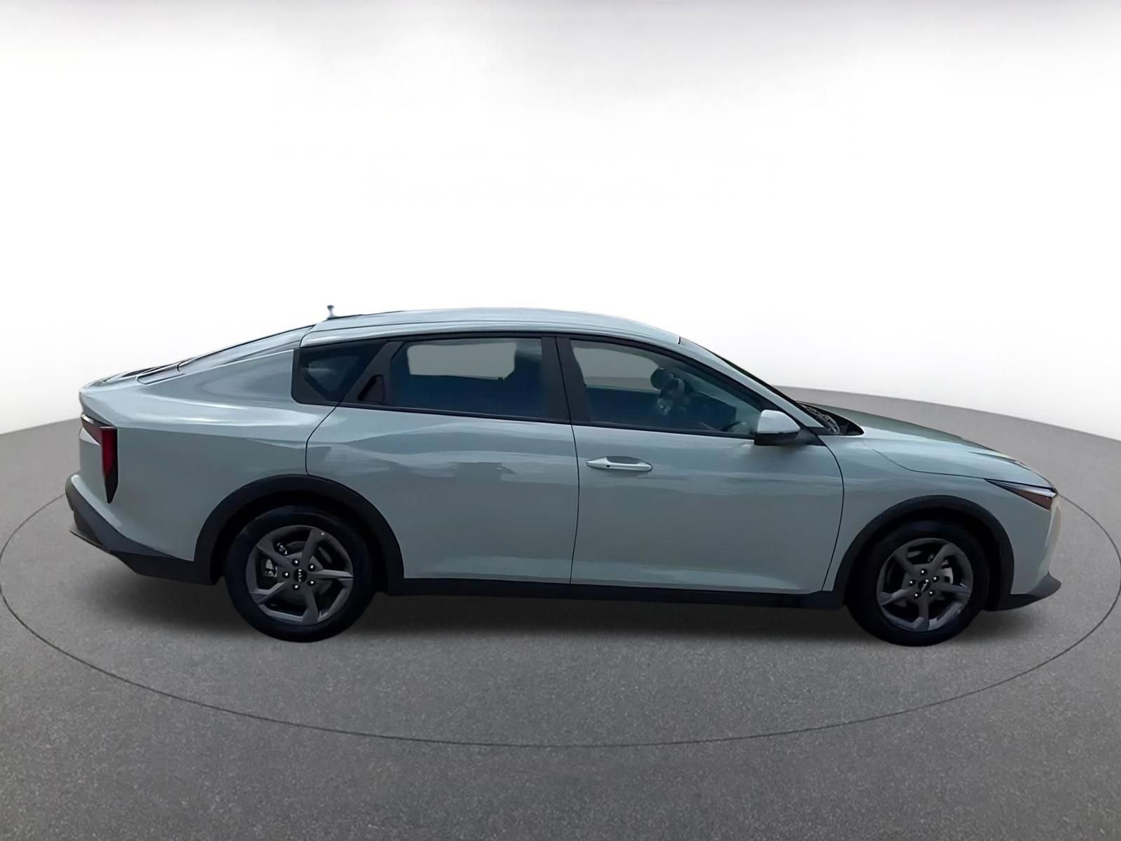 Thumbnail: 2025 Kia K4 - 15